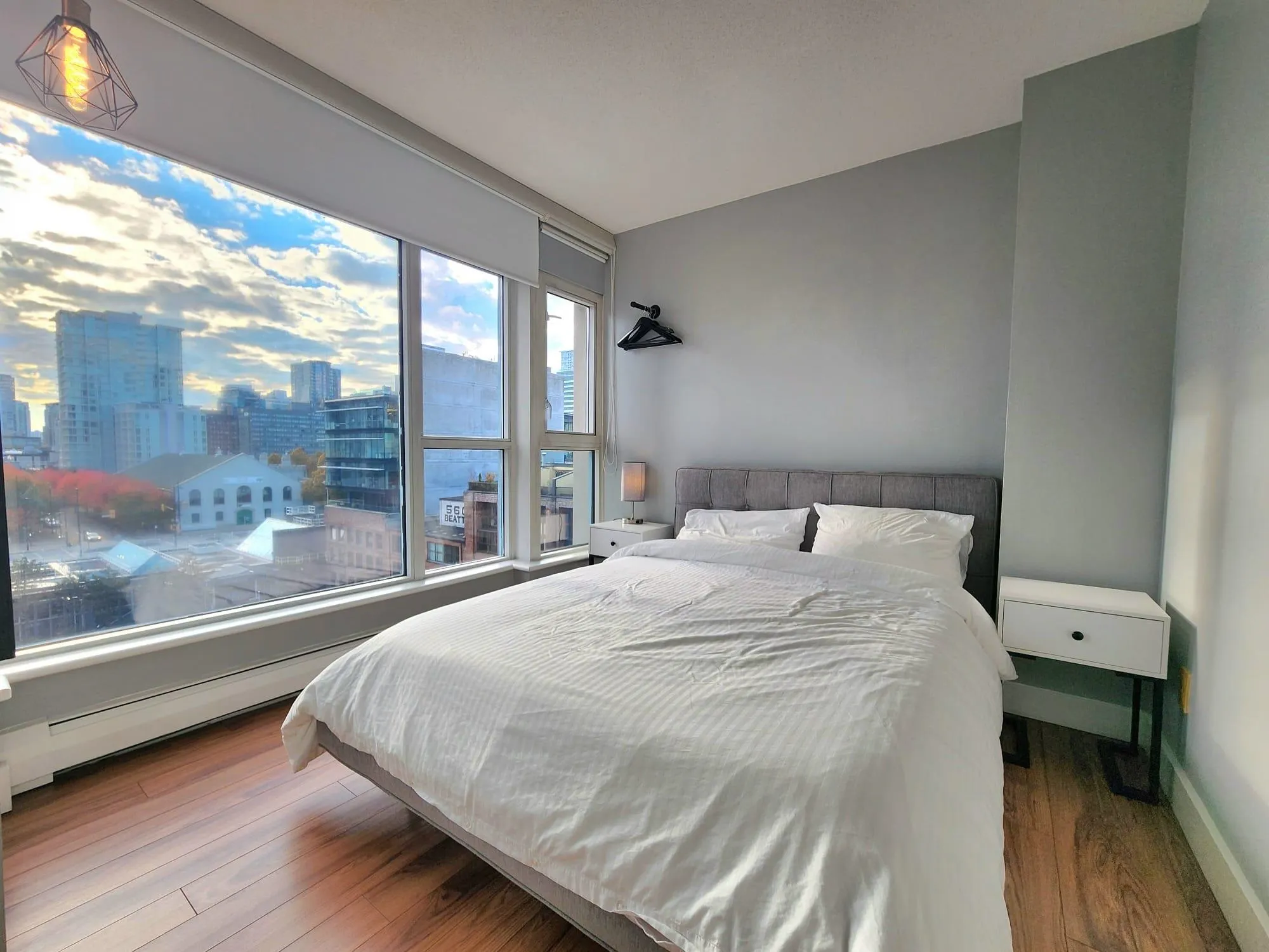 1004 183 Keefer Place