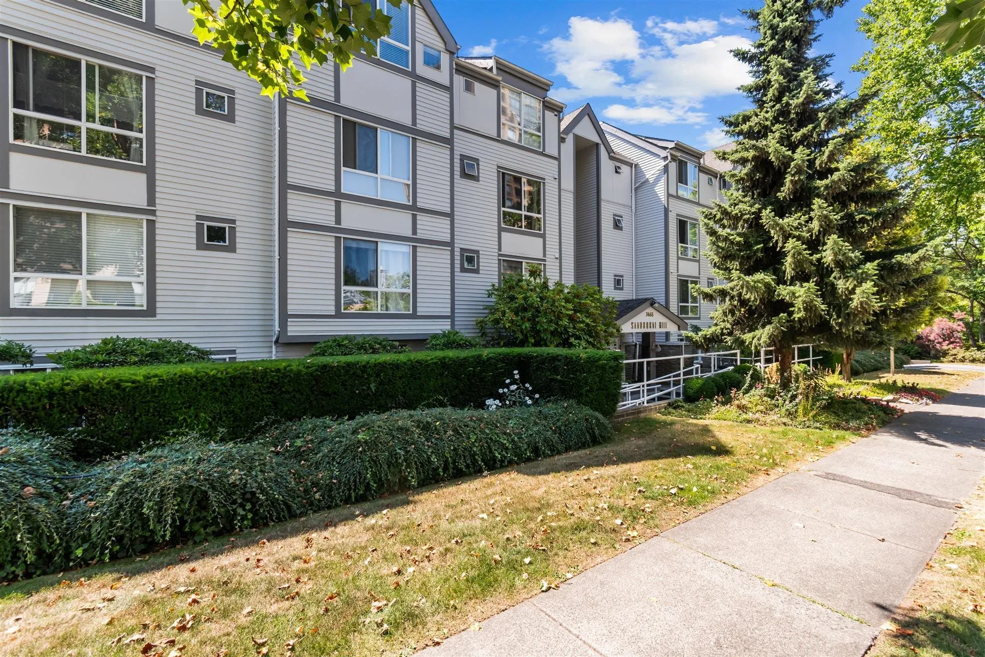 307 7465 Sandborne Avenue