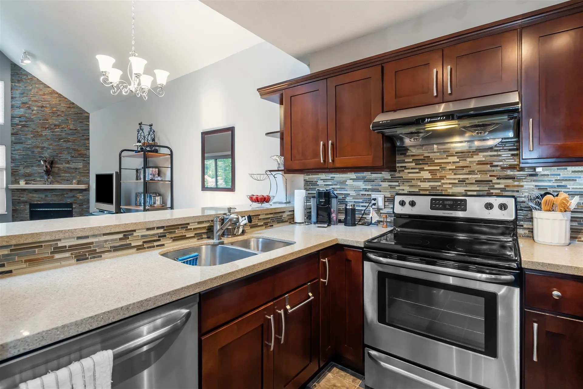 307 7465 Sandborne Avenue