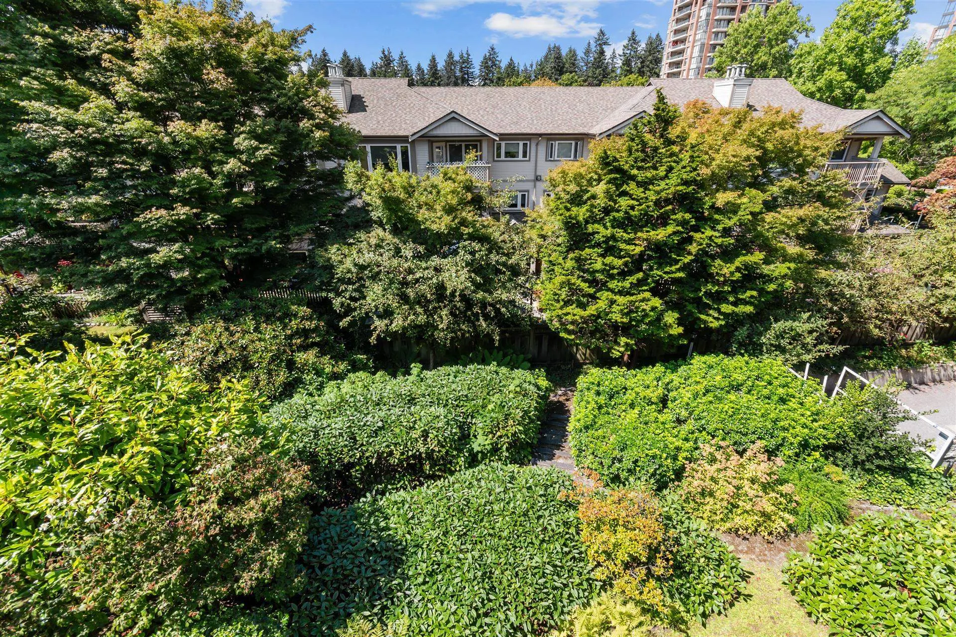 307 7465 Sandborne Avenue