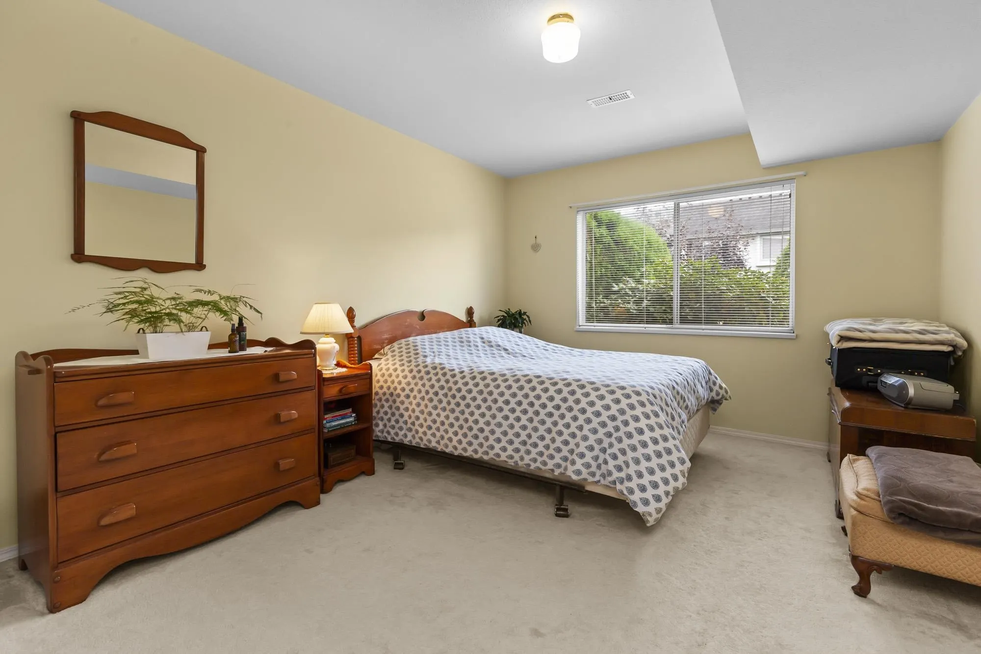 51 33922 King Road