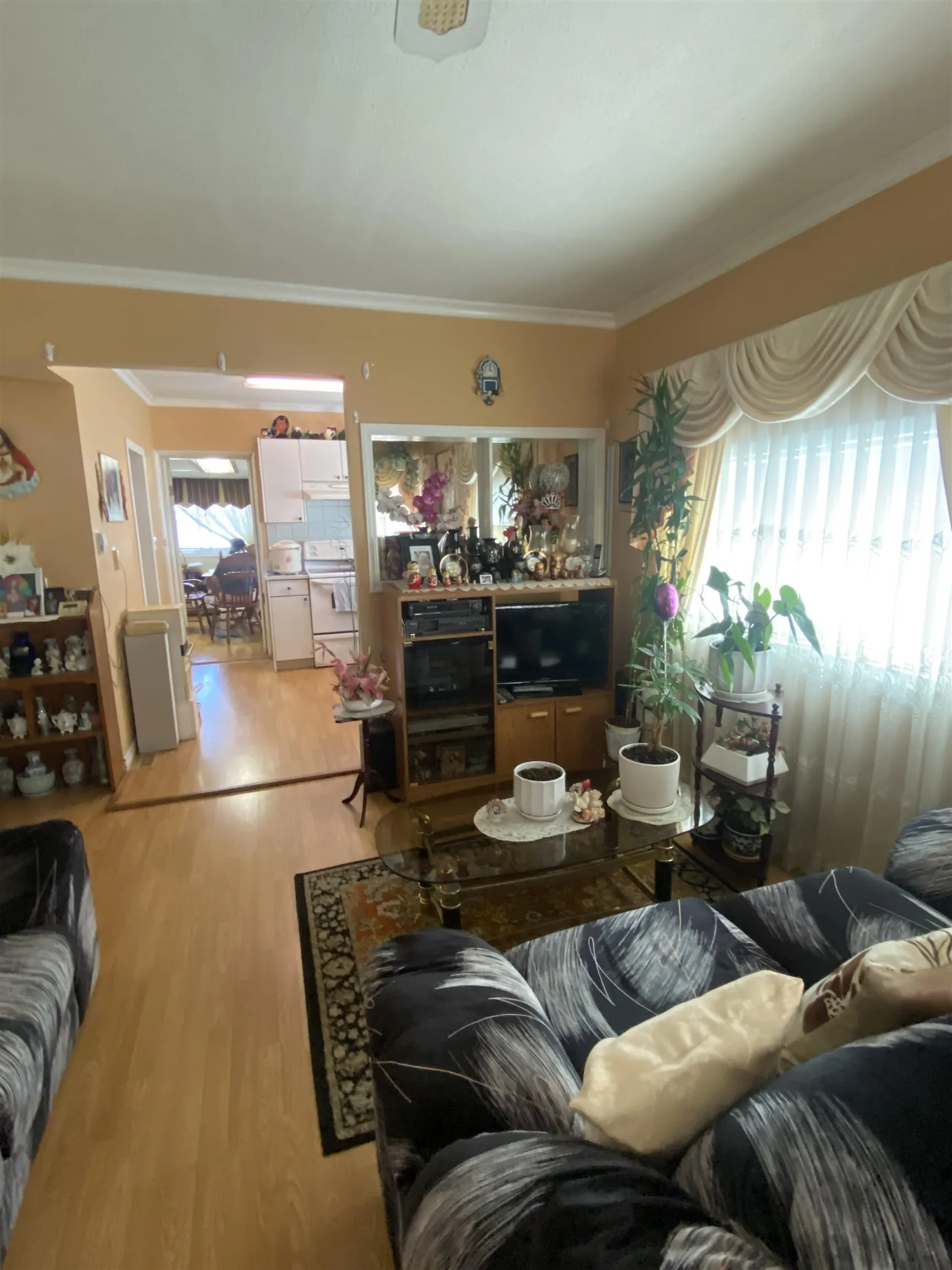 4712 Victoria Drive