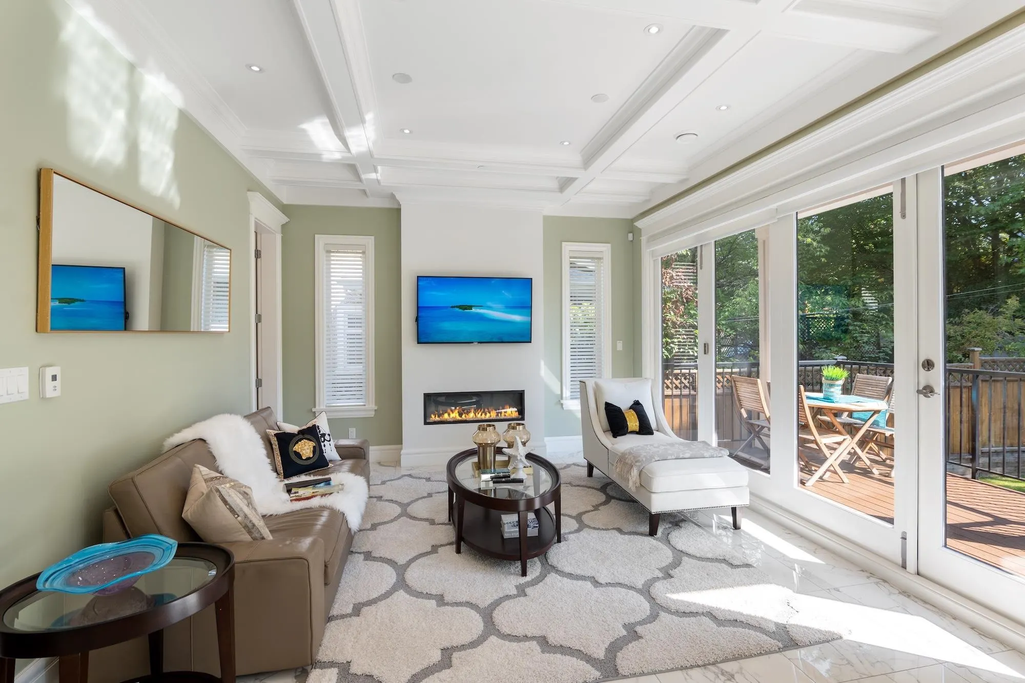 4146 Crown Crescent