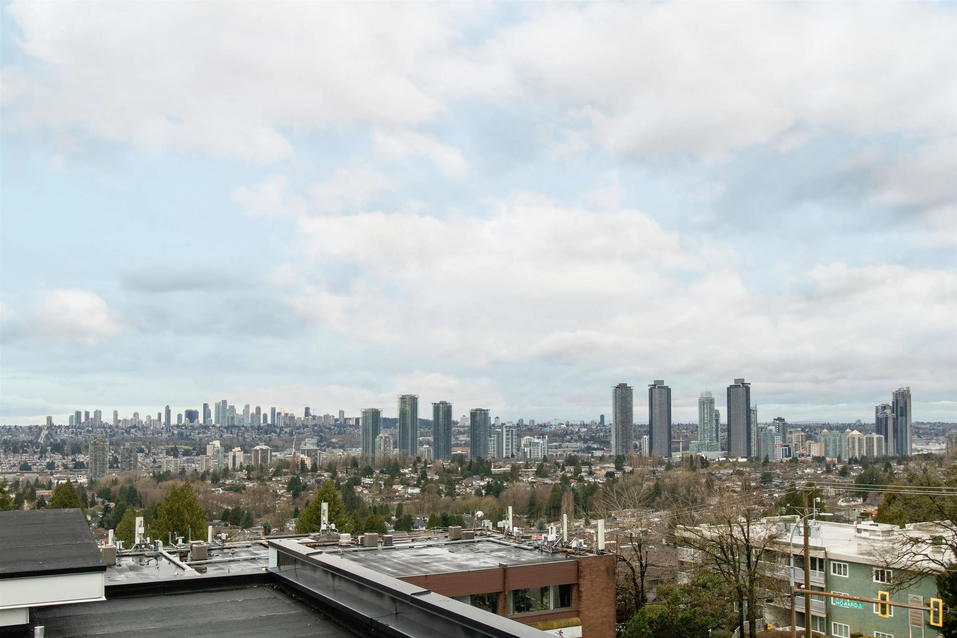 410 5535 Hastings Street