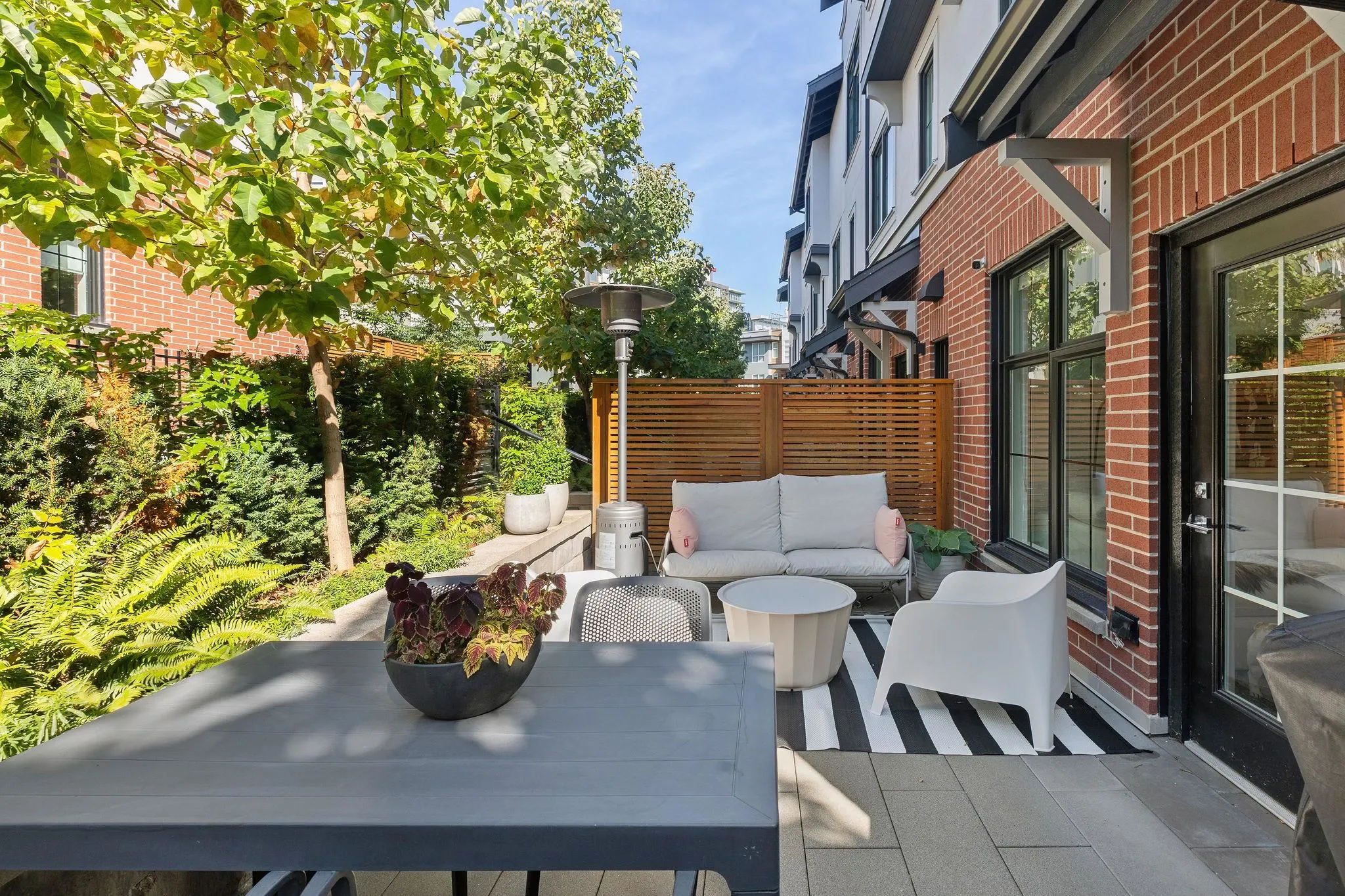 134 2070 Curling Road