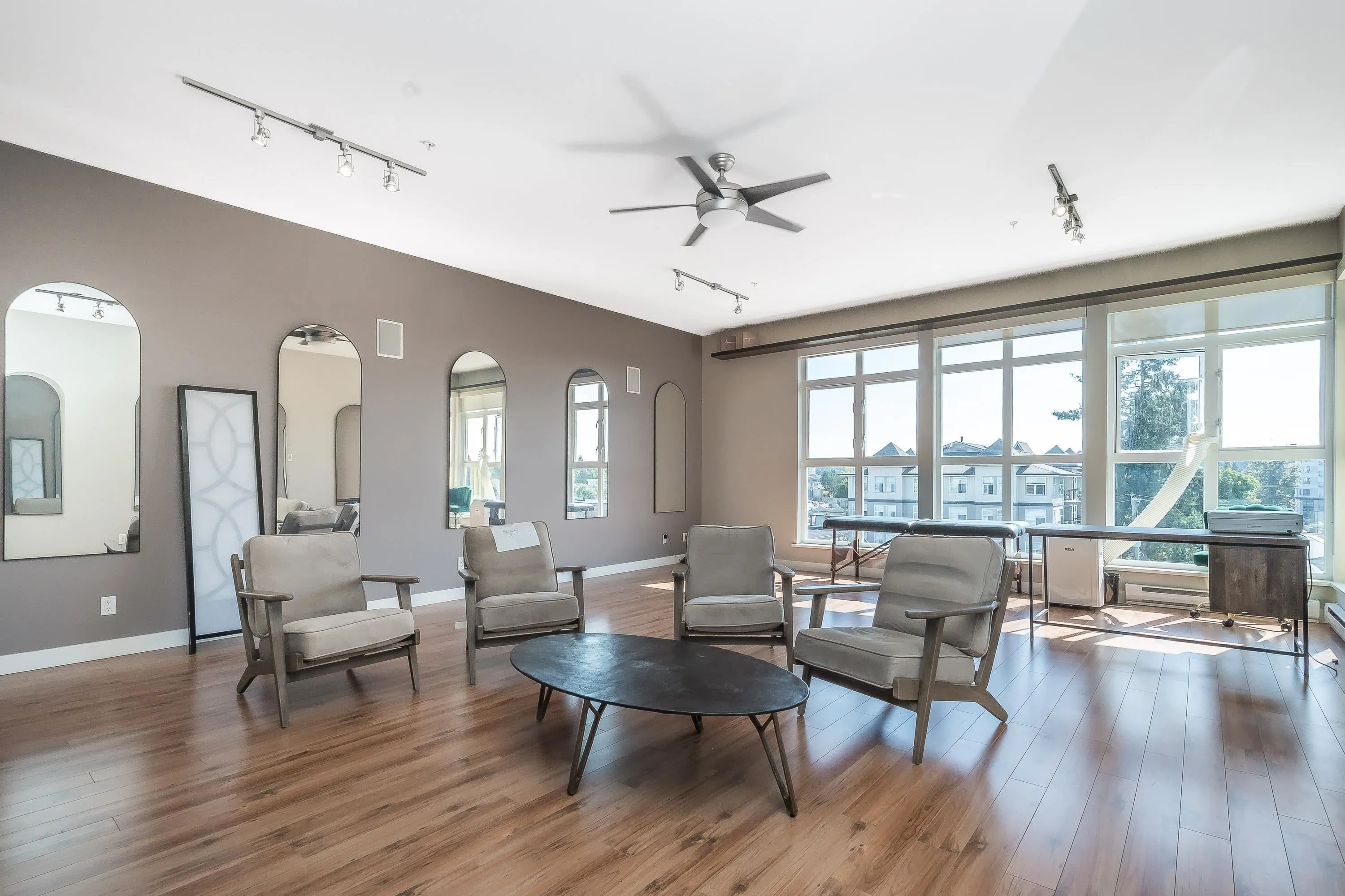 409 20238 Fraser Highway