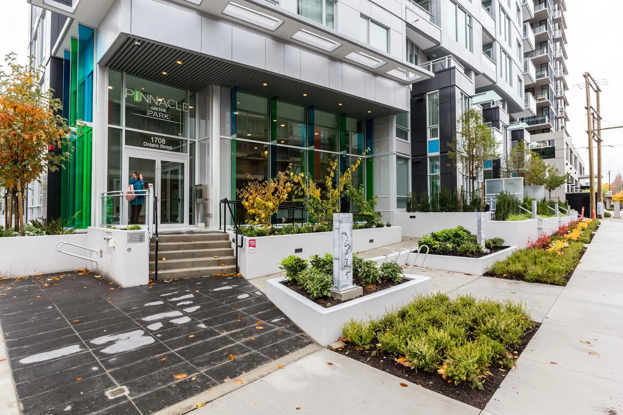 1505 1708 Ontario Street