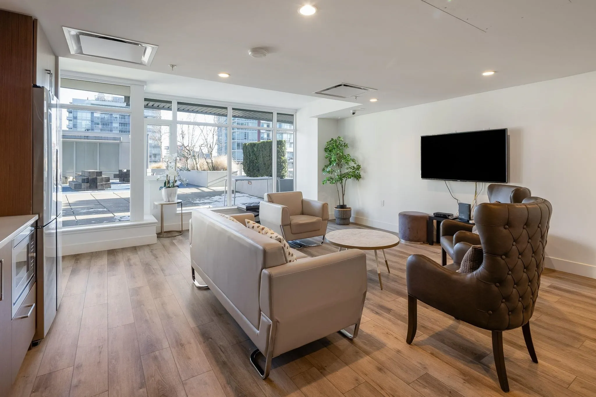1505 1708 Ontario Street