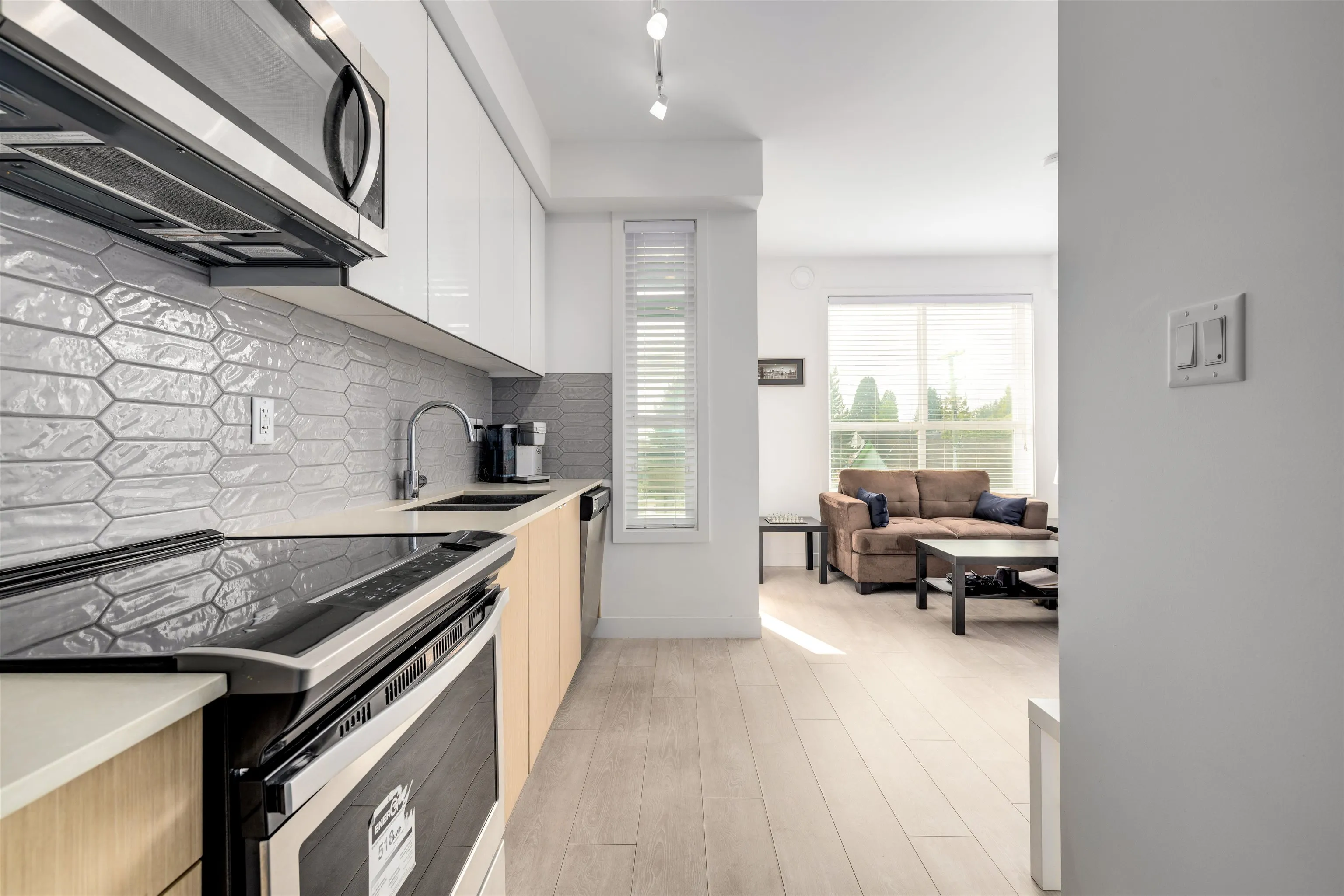 303 19567 64th Avenue