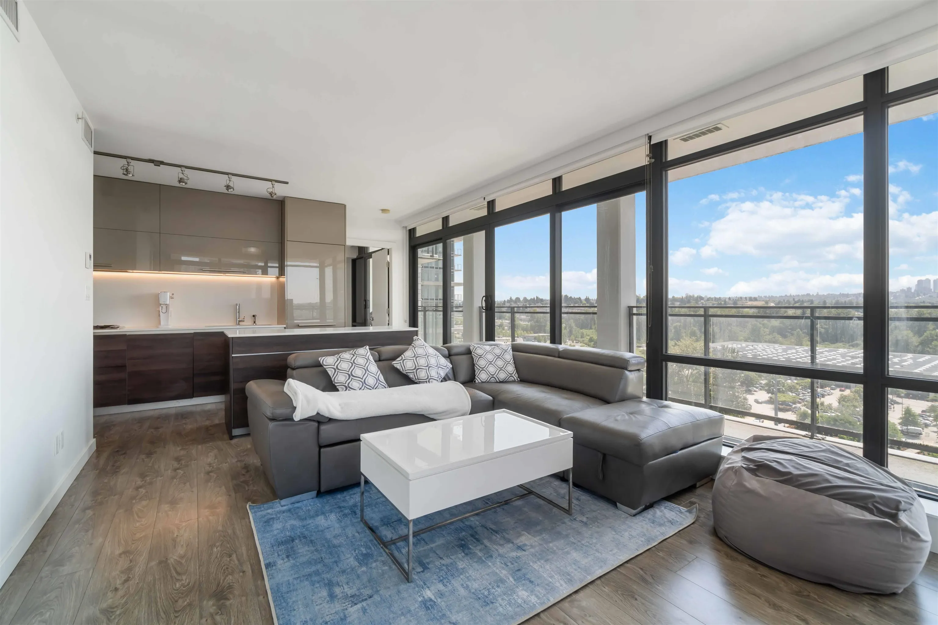 1406 2378 Alpha Avenue