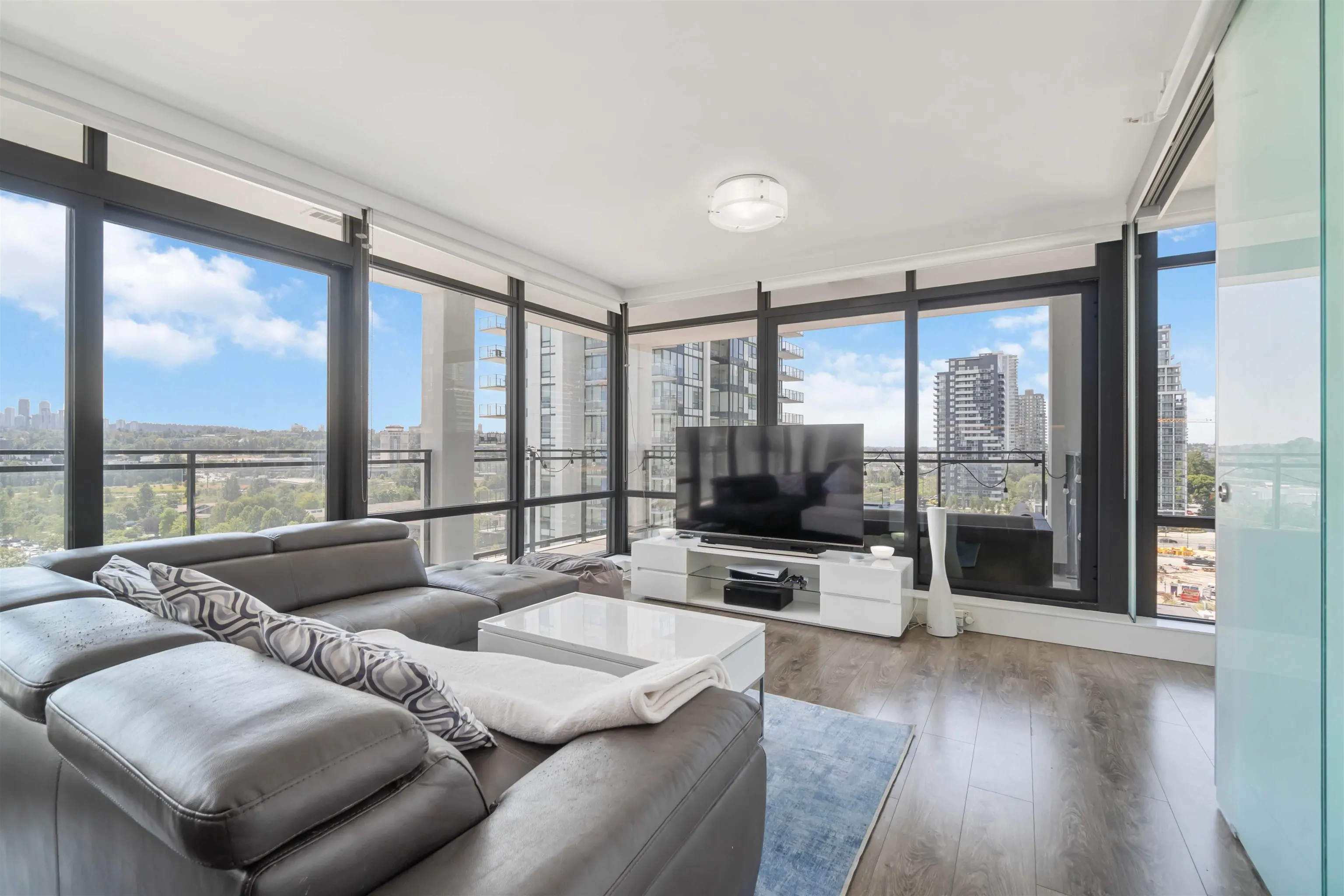 1406 2378 Alpha Avenue
