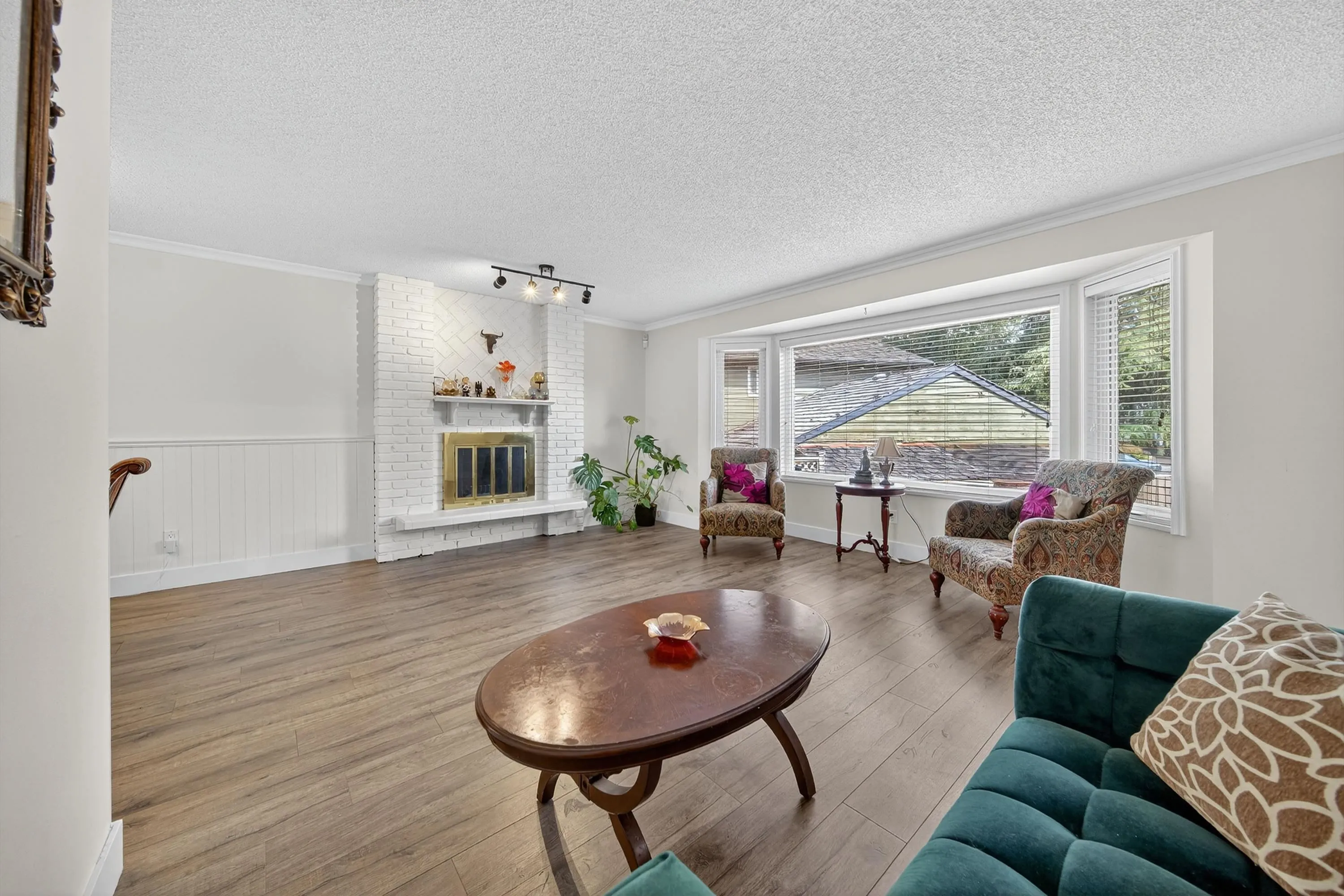 8607 Byron Road