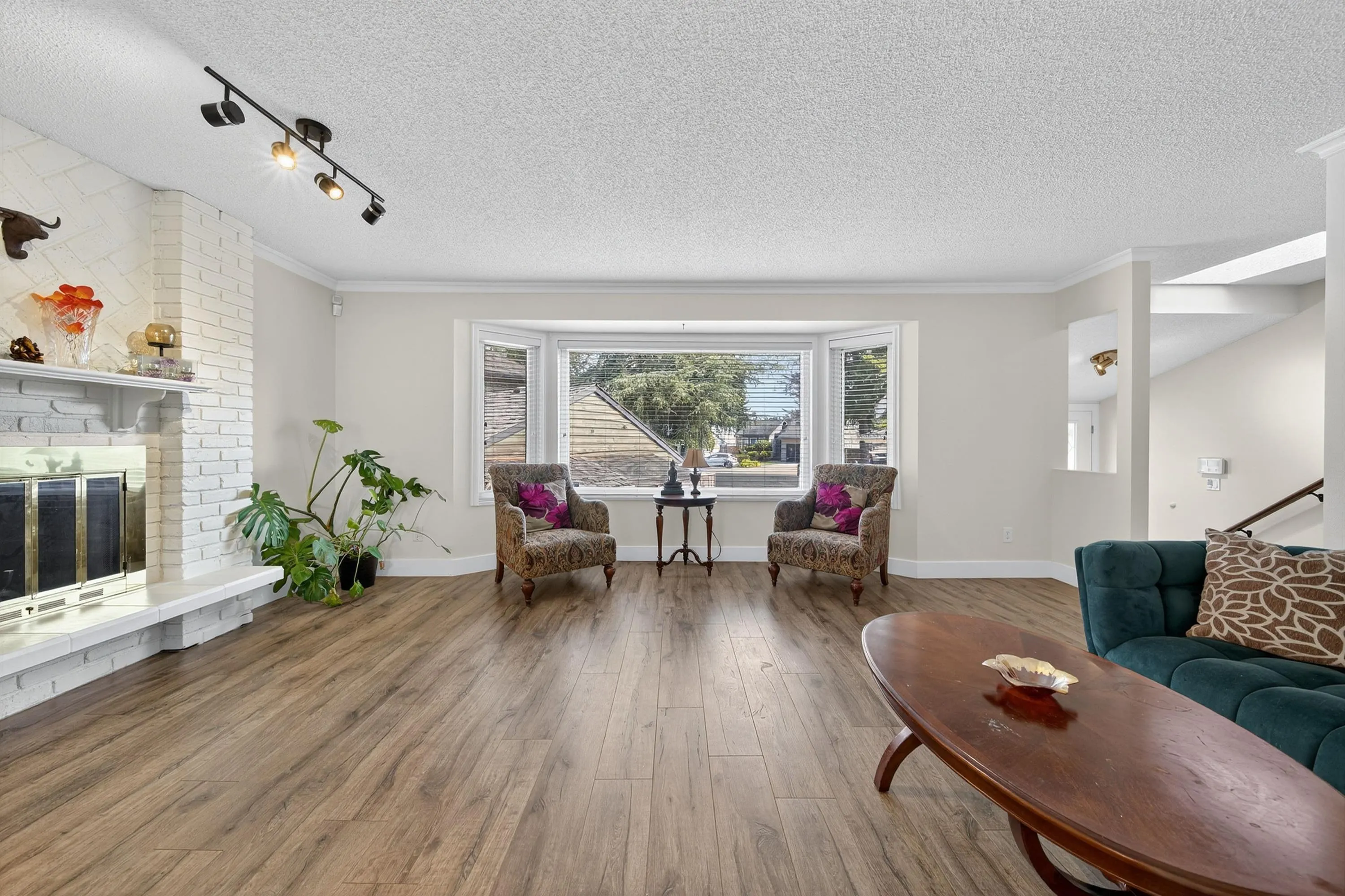 8607 Byron Road