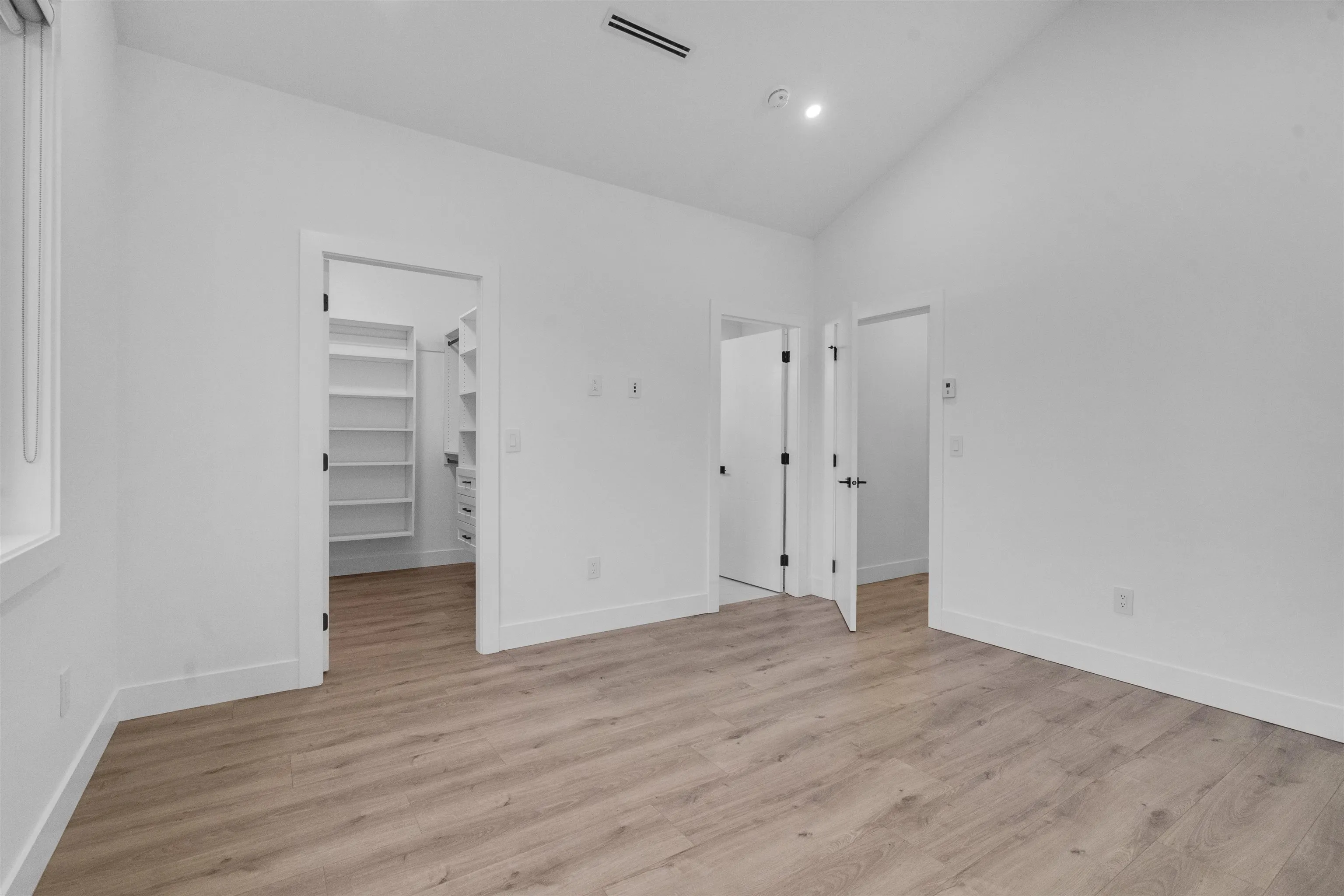 5970 127a Street