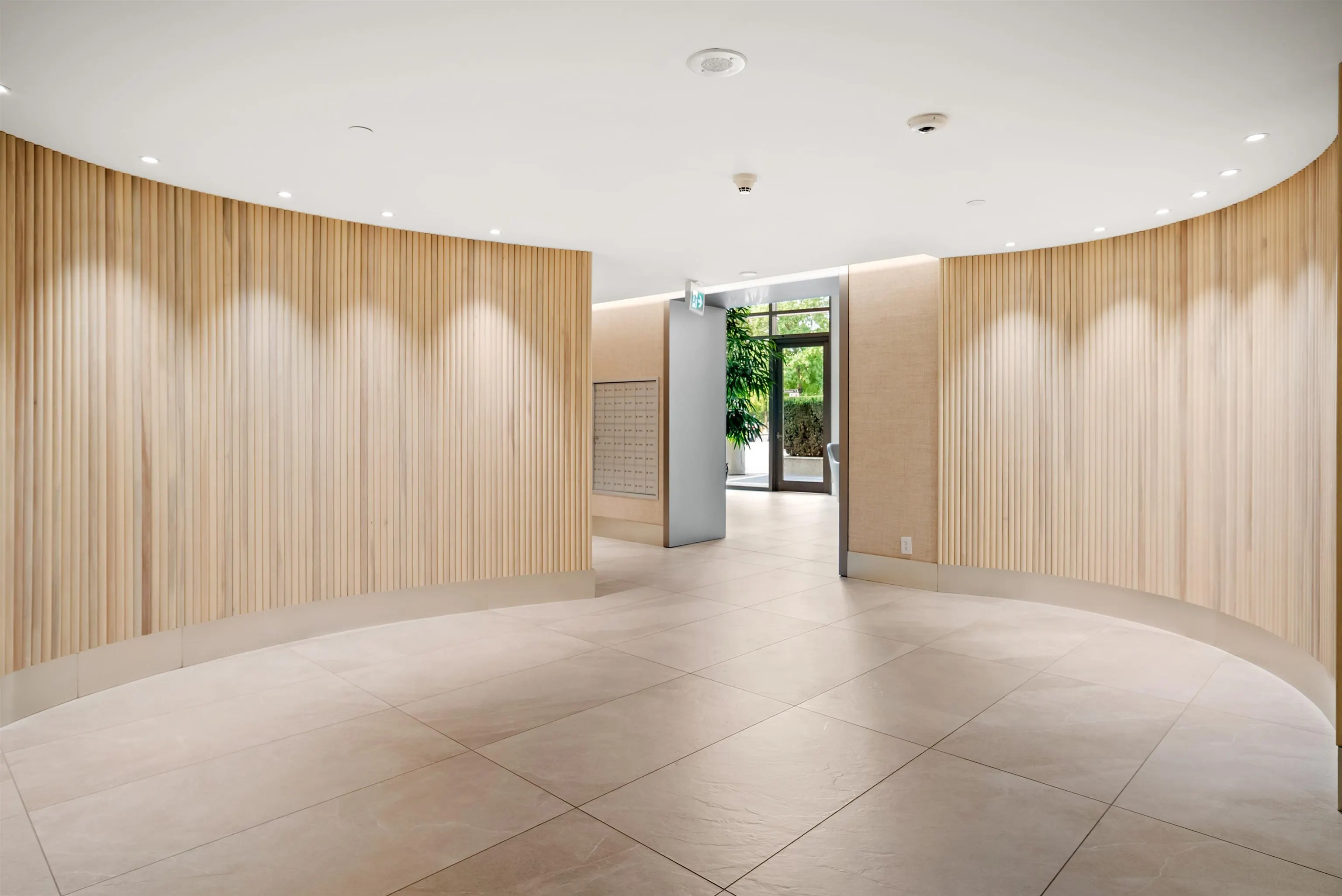 2606 1067 Marinaside Crescent
