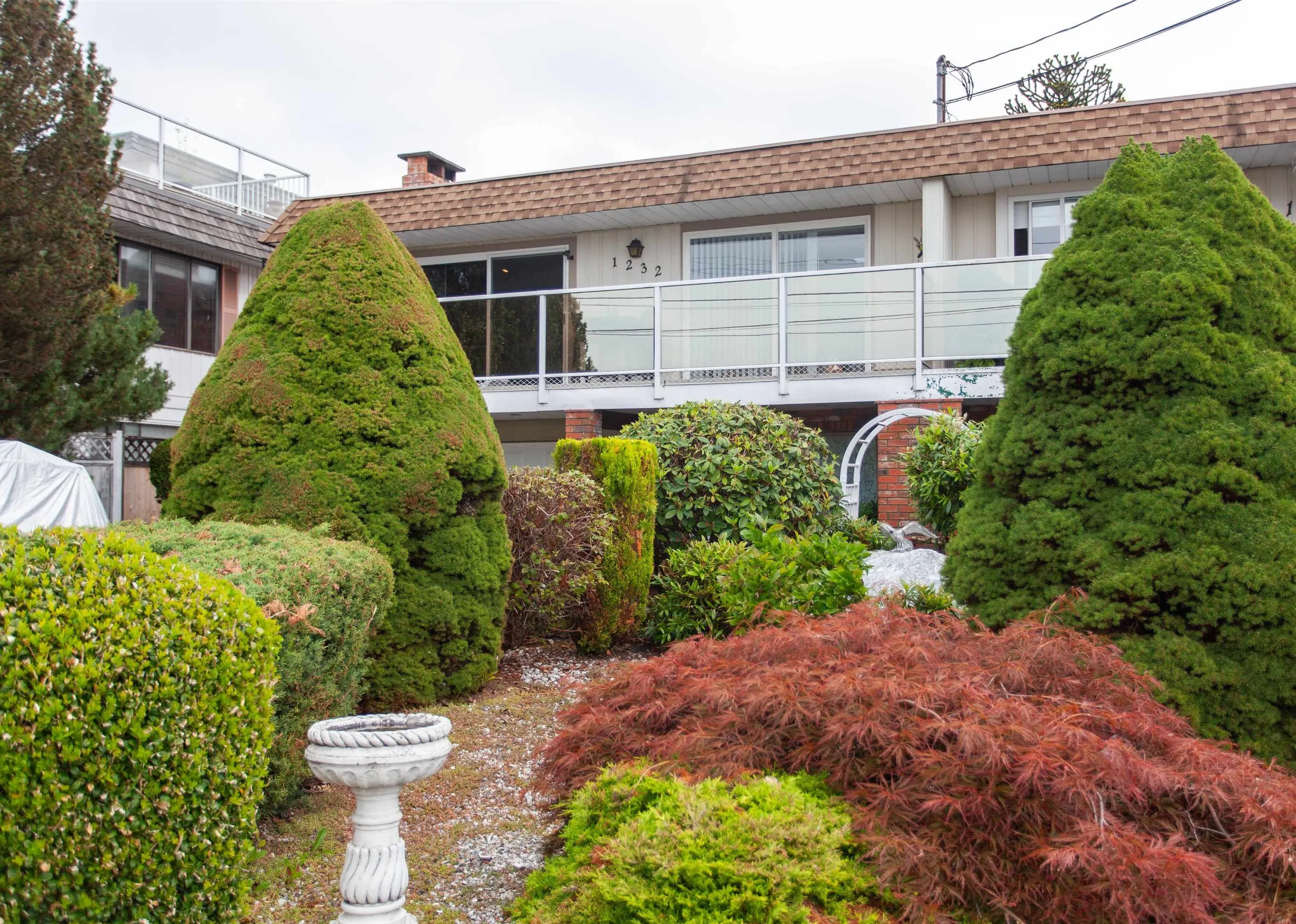 1232 Foster Street