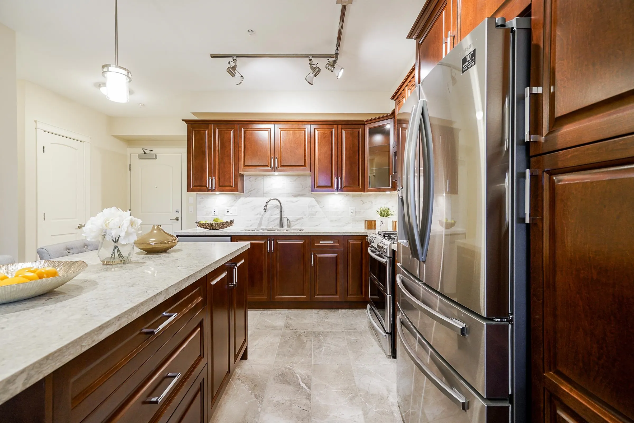 409 14588 Mcdougall Drive