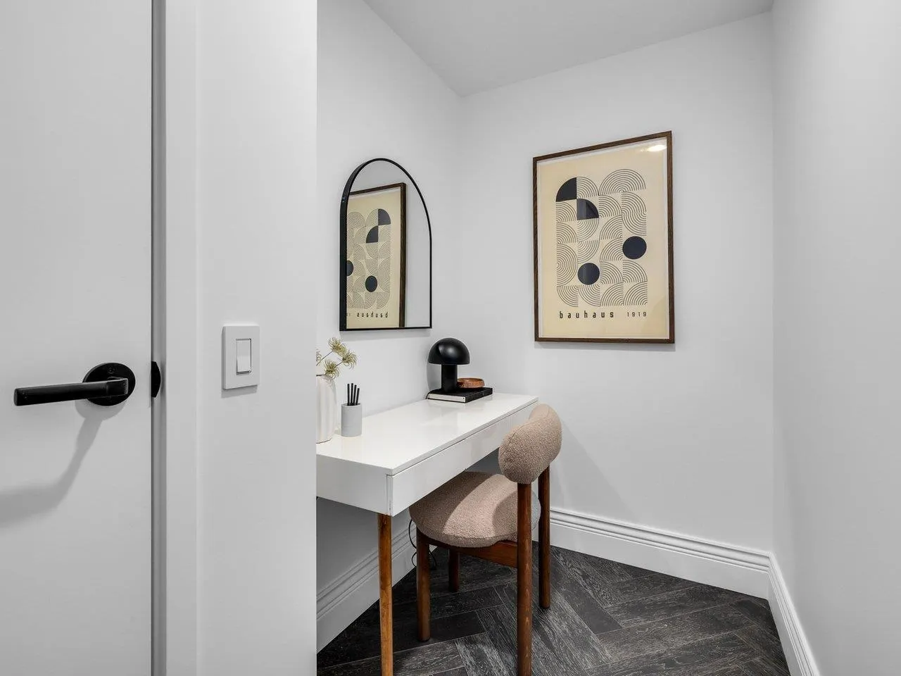 213 2096 W 47th Avenue