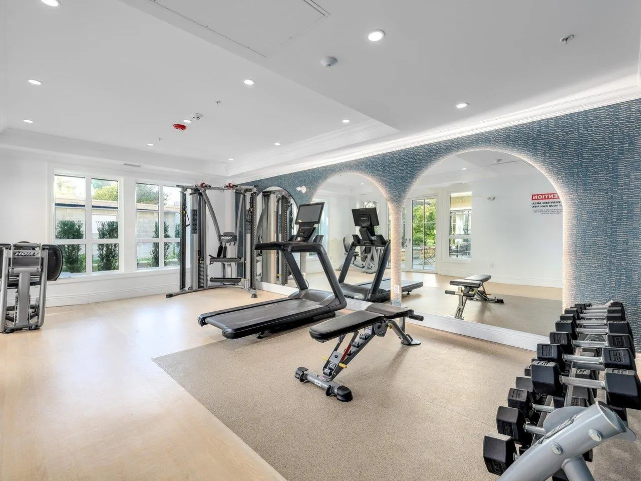 213 2096 W 47th Avenue