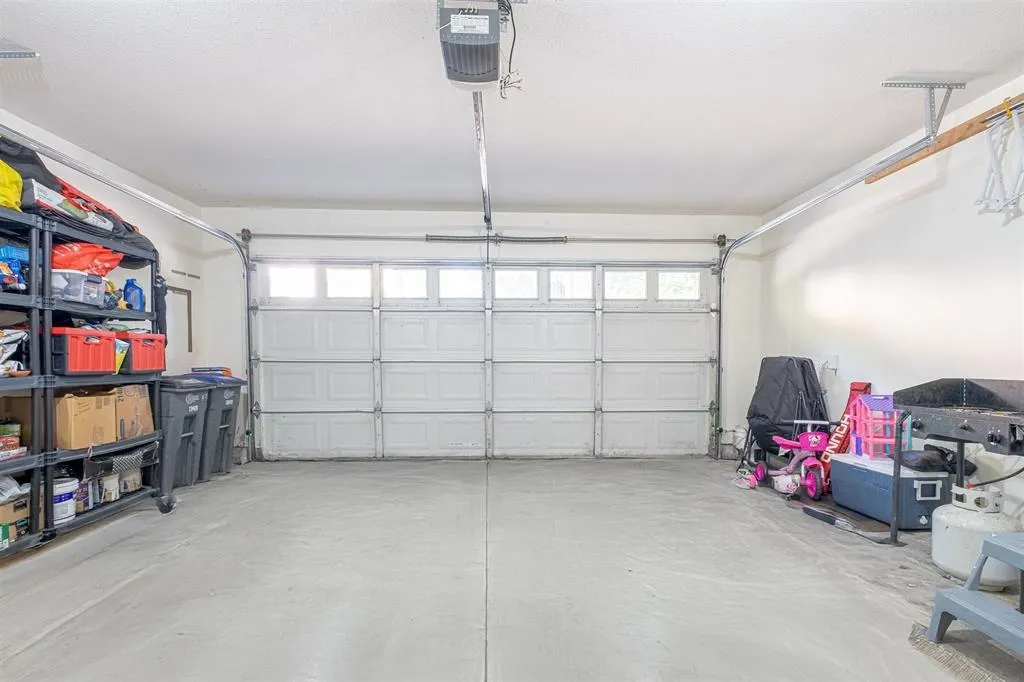 25 6110 138 Street