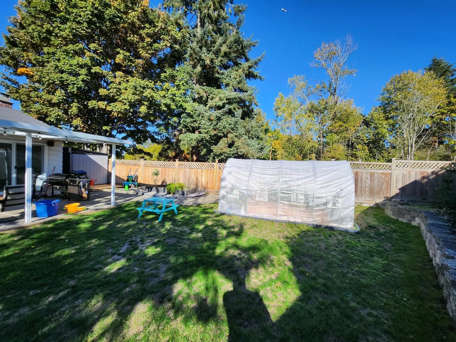 10746 River Road