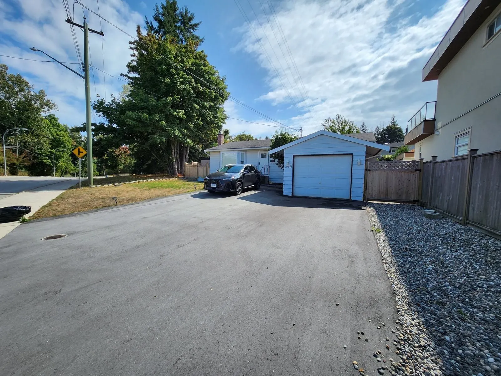 10746 River Road