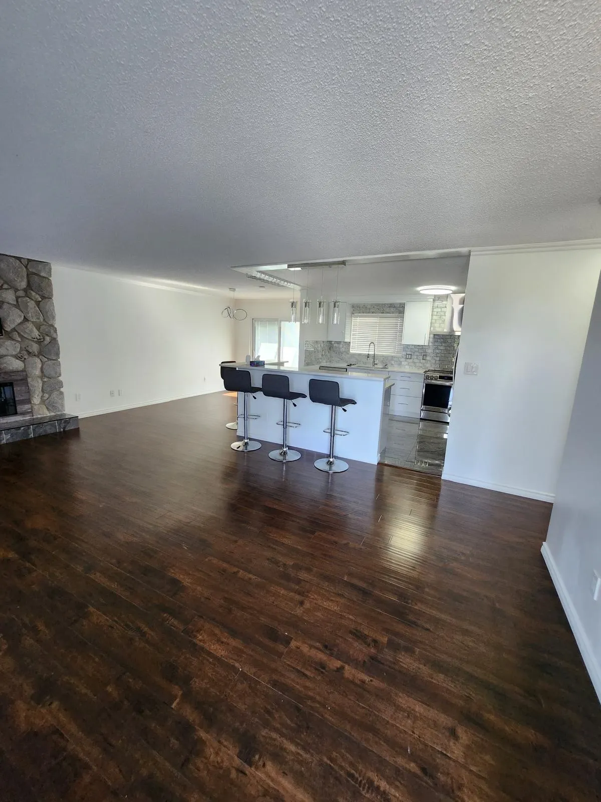 10746 River Road