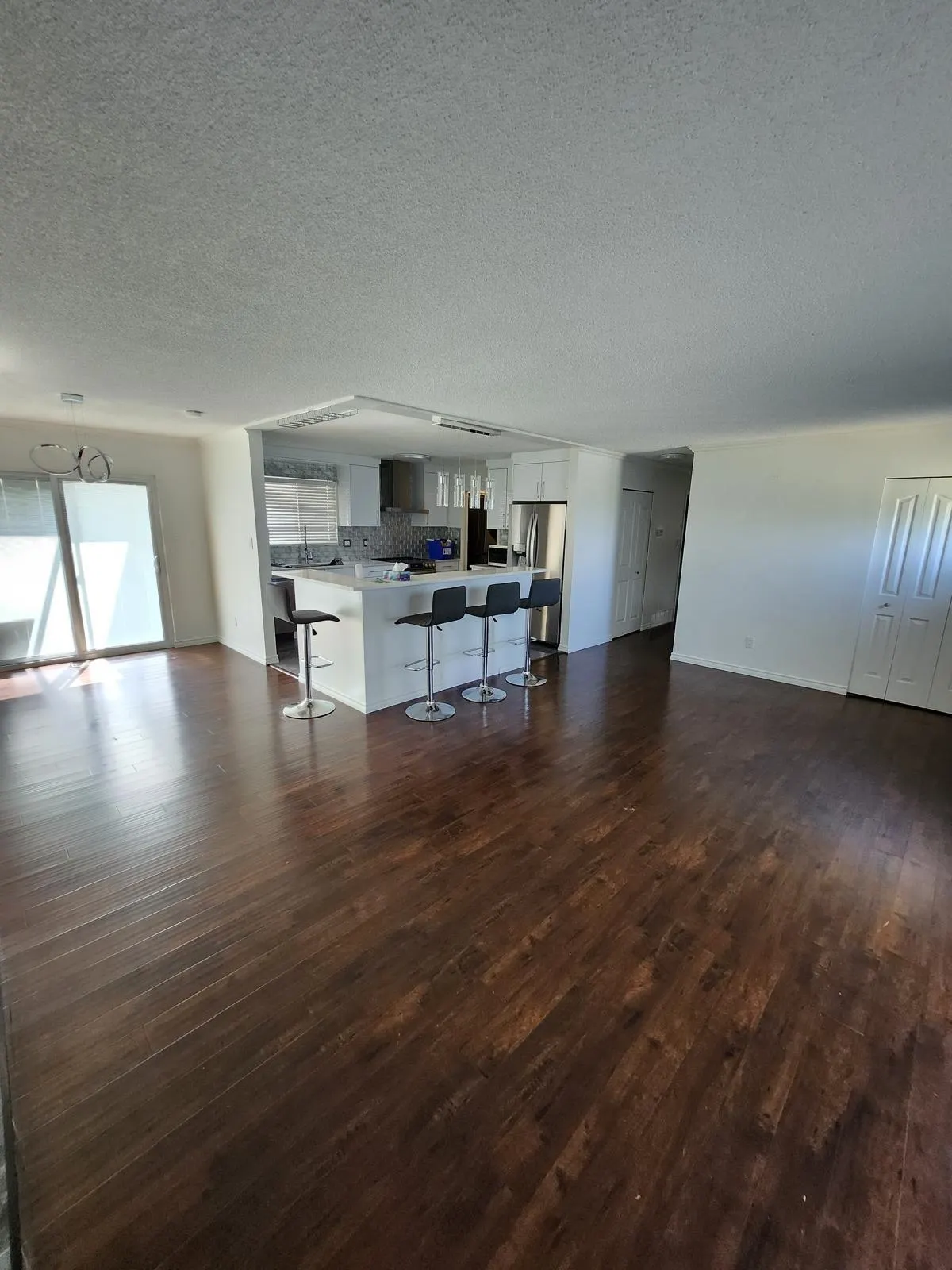 10746 River Road