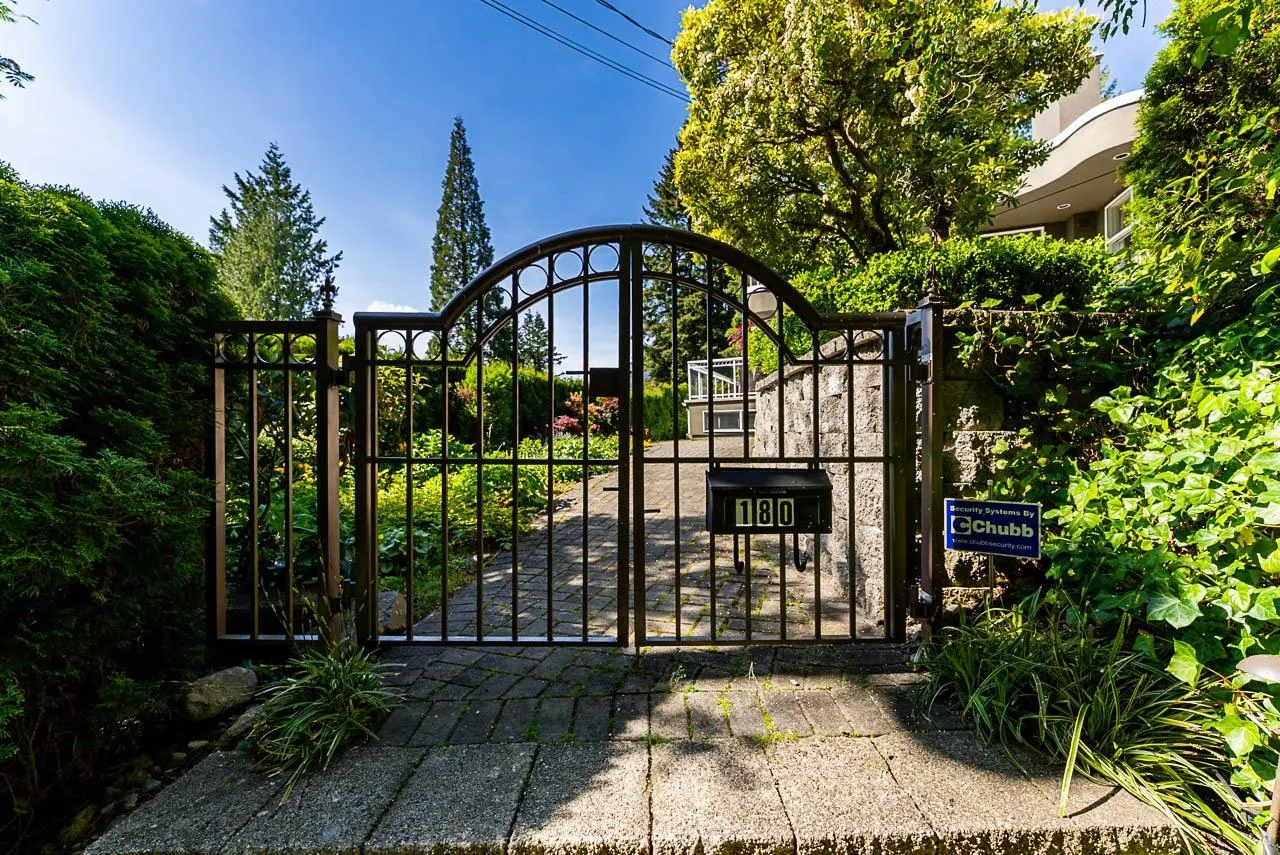 180 W Osborne Road
