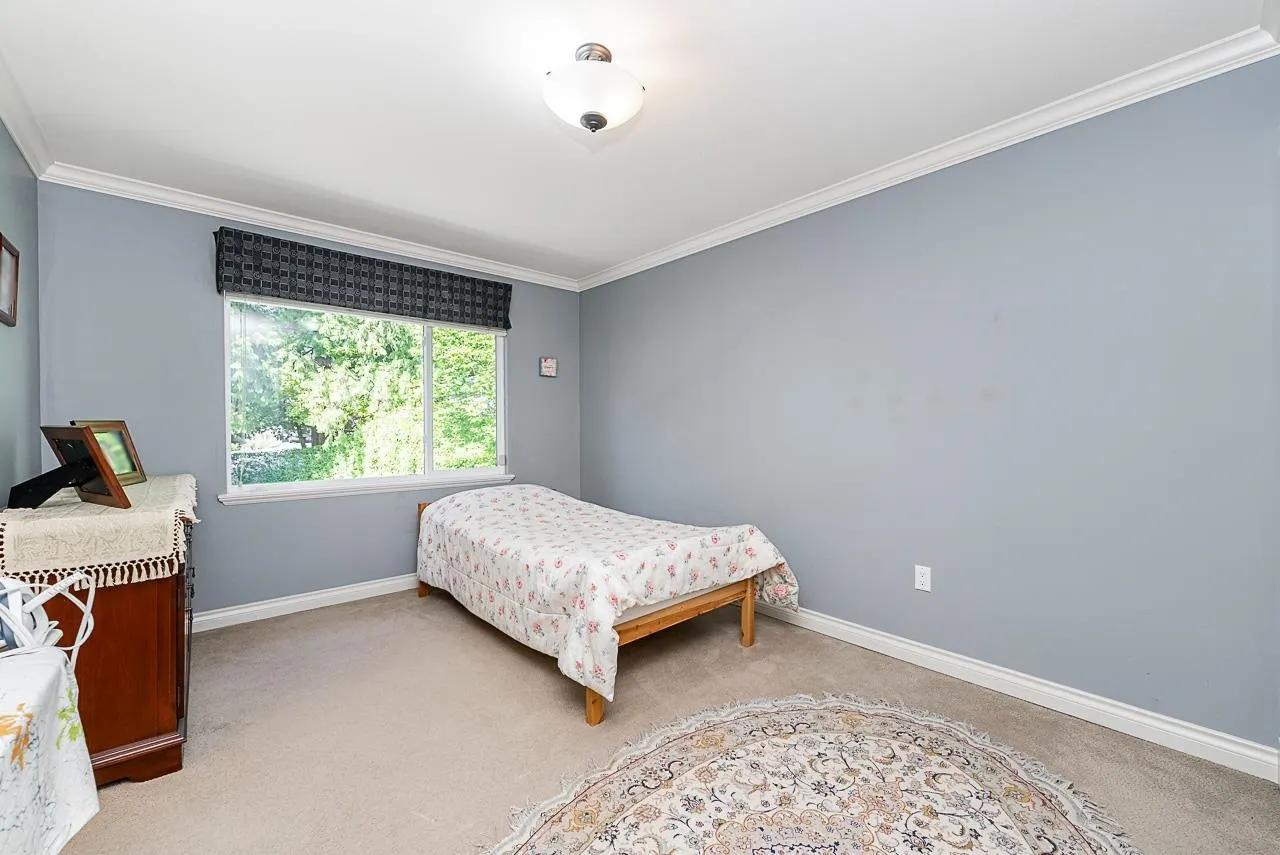 180 W Osborne Road