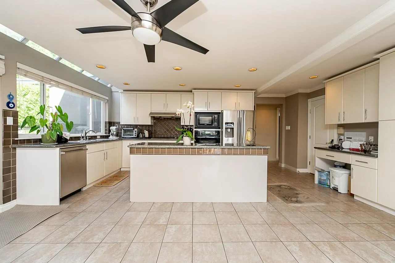 180 W Osborne Road