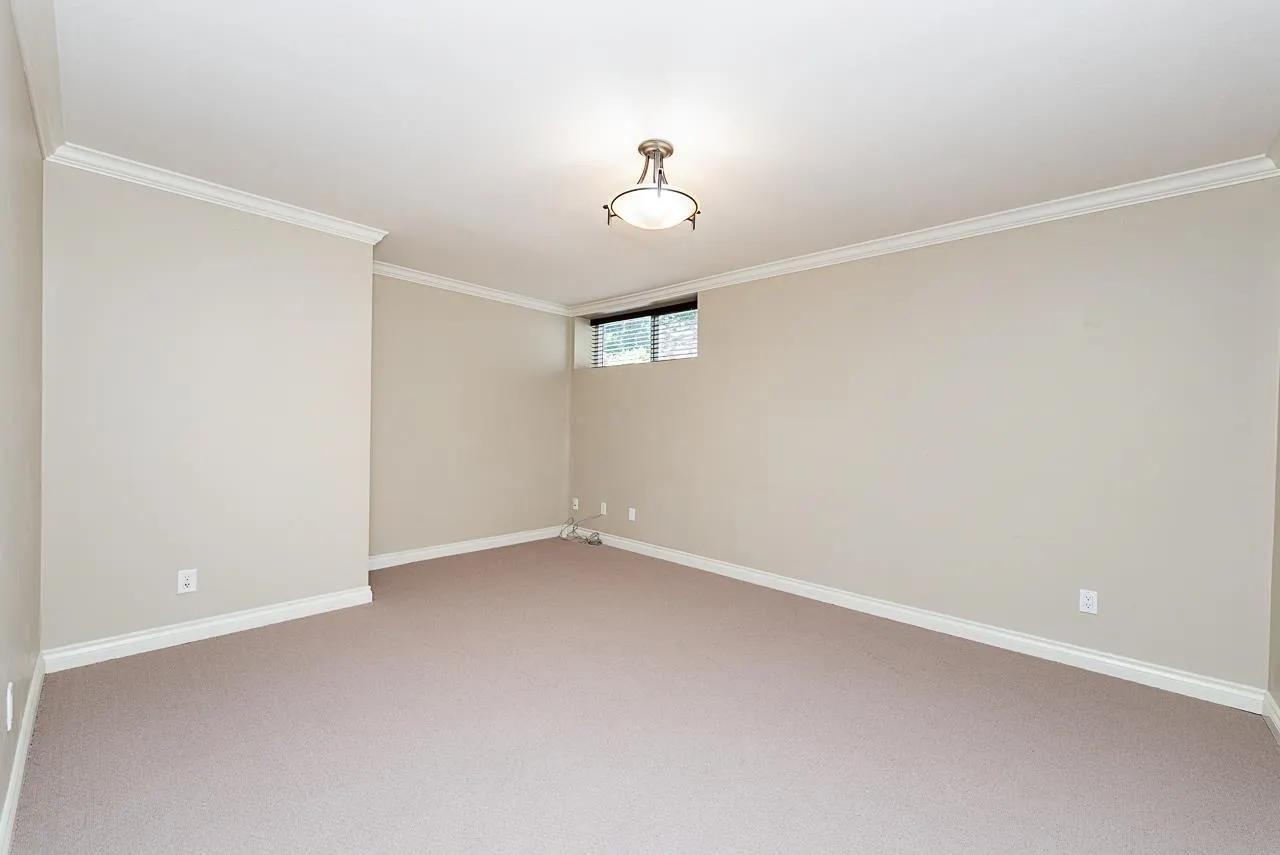 180 W Osborne Road