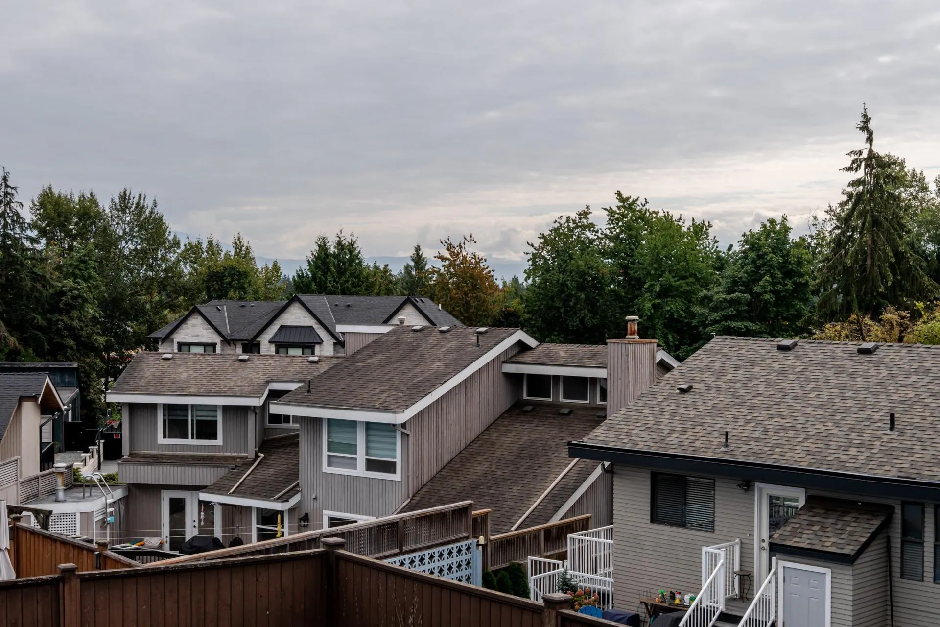 31552 Sunnyside Crescent