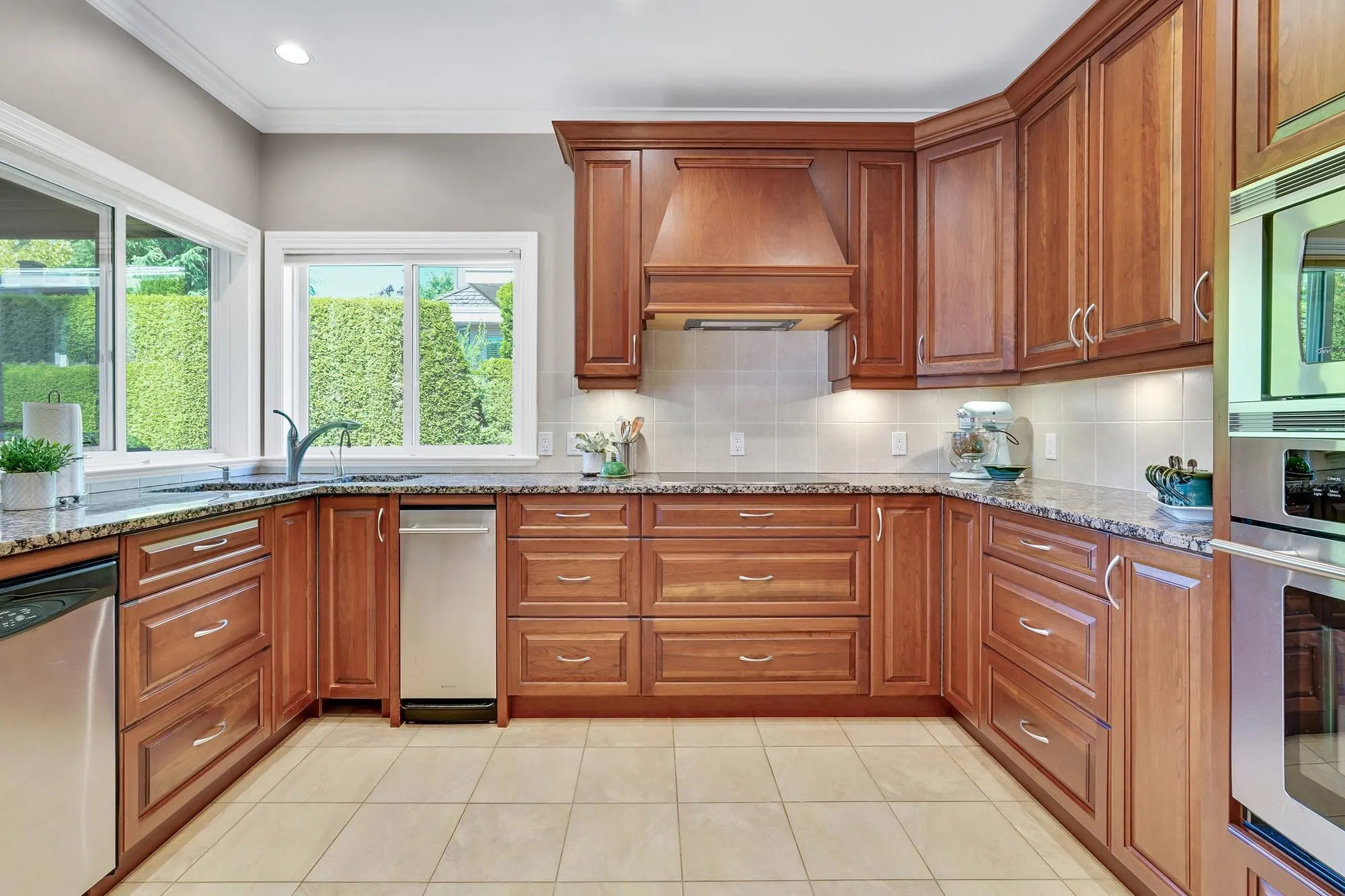 16338 Morgan Creek Crescent