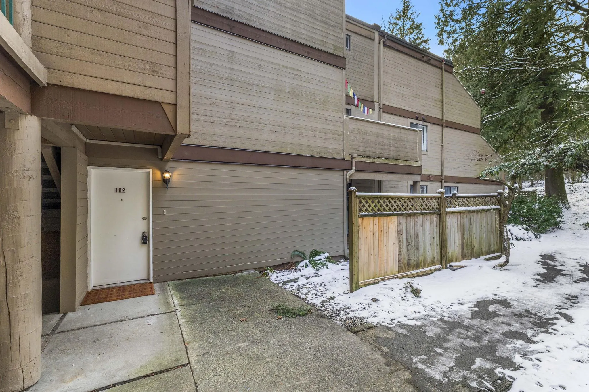 102 9152 Saturna Drive