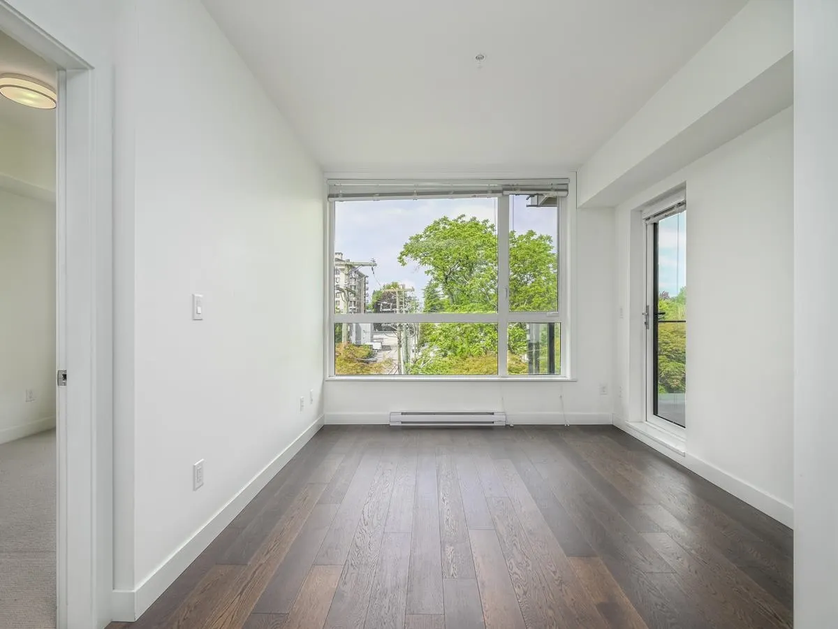 310 5325 West Boulevard