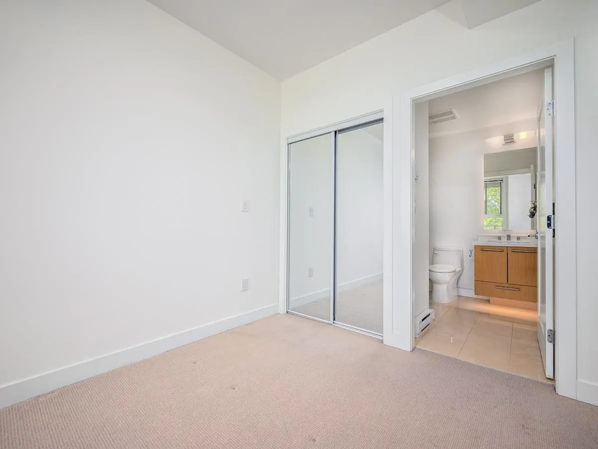 310 5325 West Boulevard