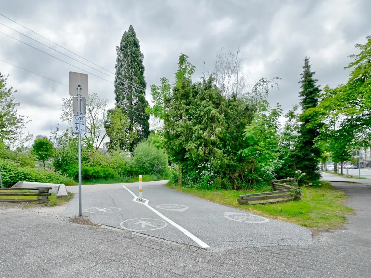 310 5325 West Boulevard