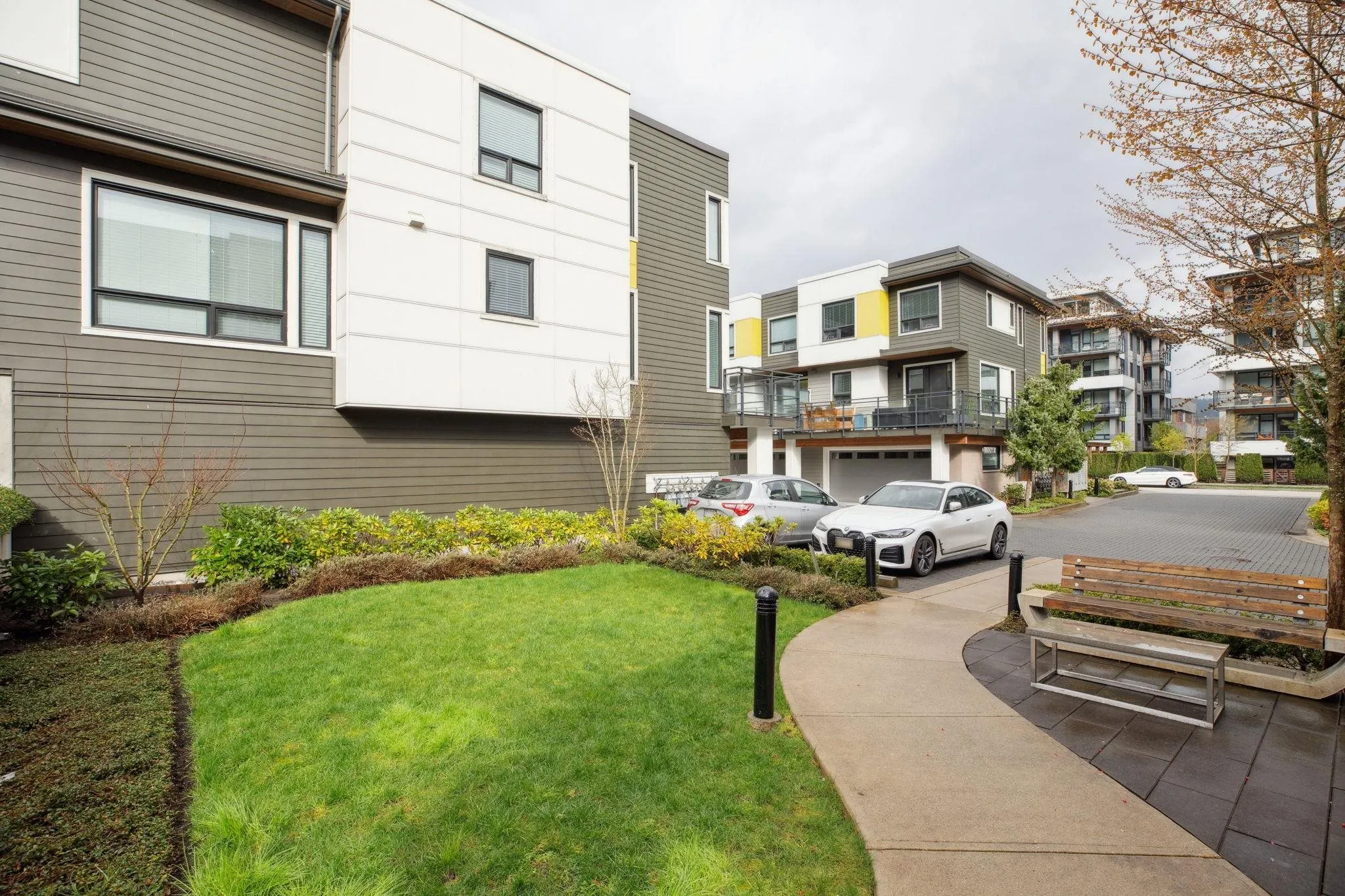 601 3021 St George Street