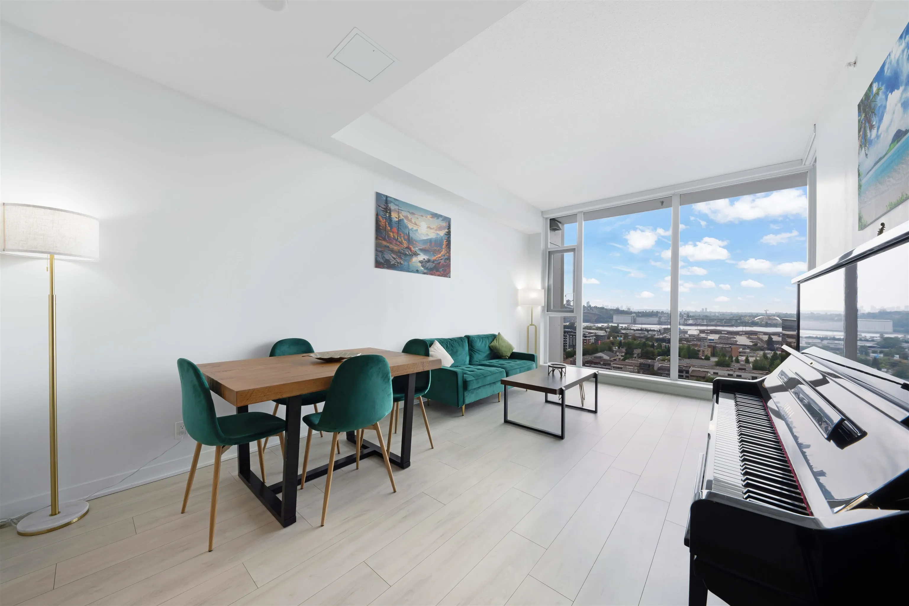 1604 1471 Hunter Street