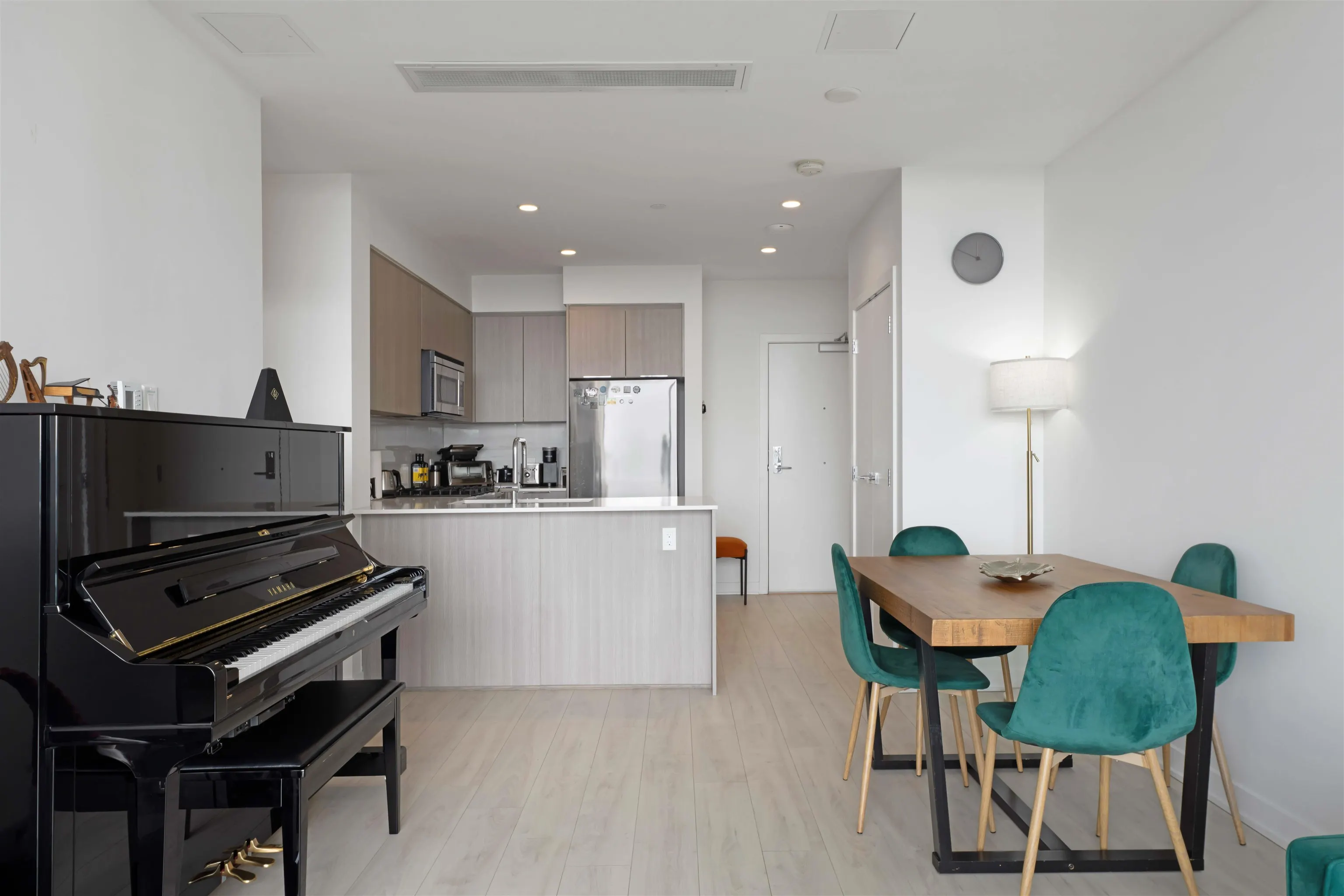 1604 1471 Hunter Street
