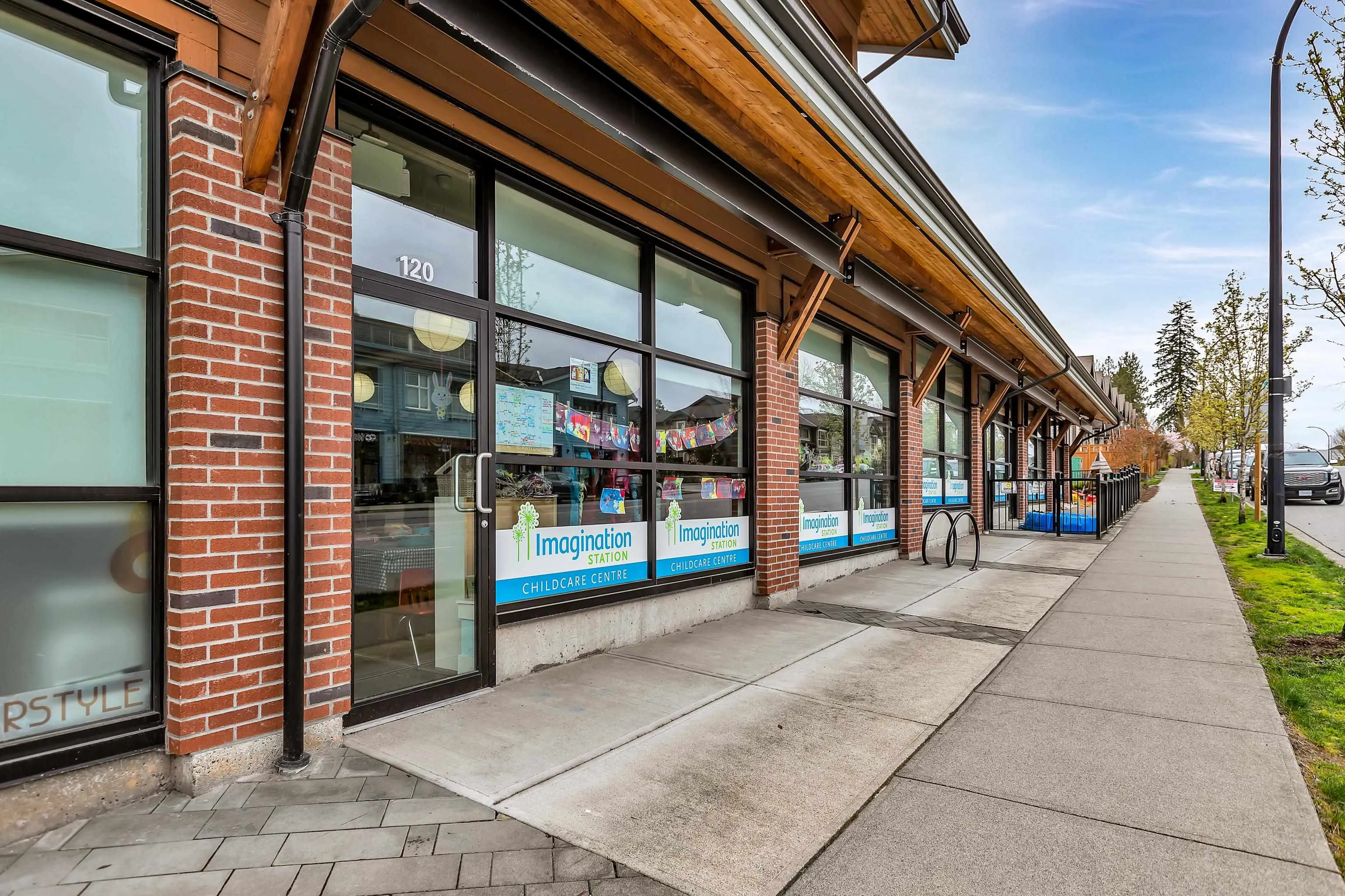 12 24021 110 Avenue