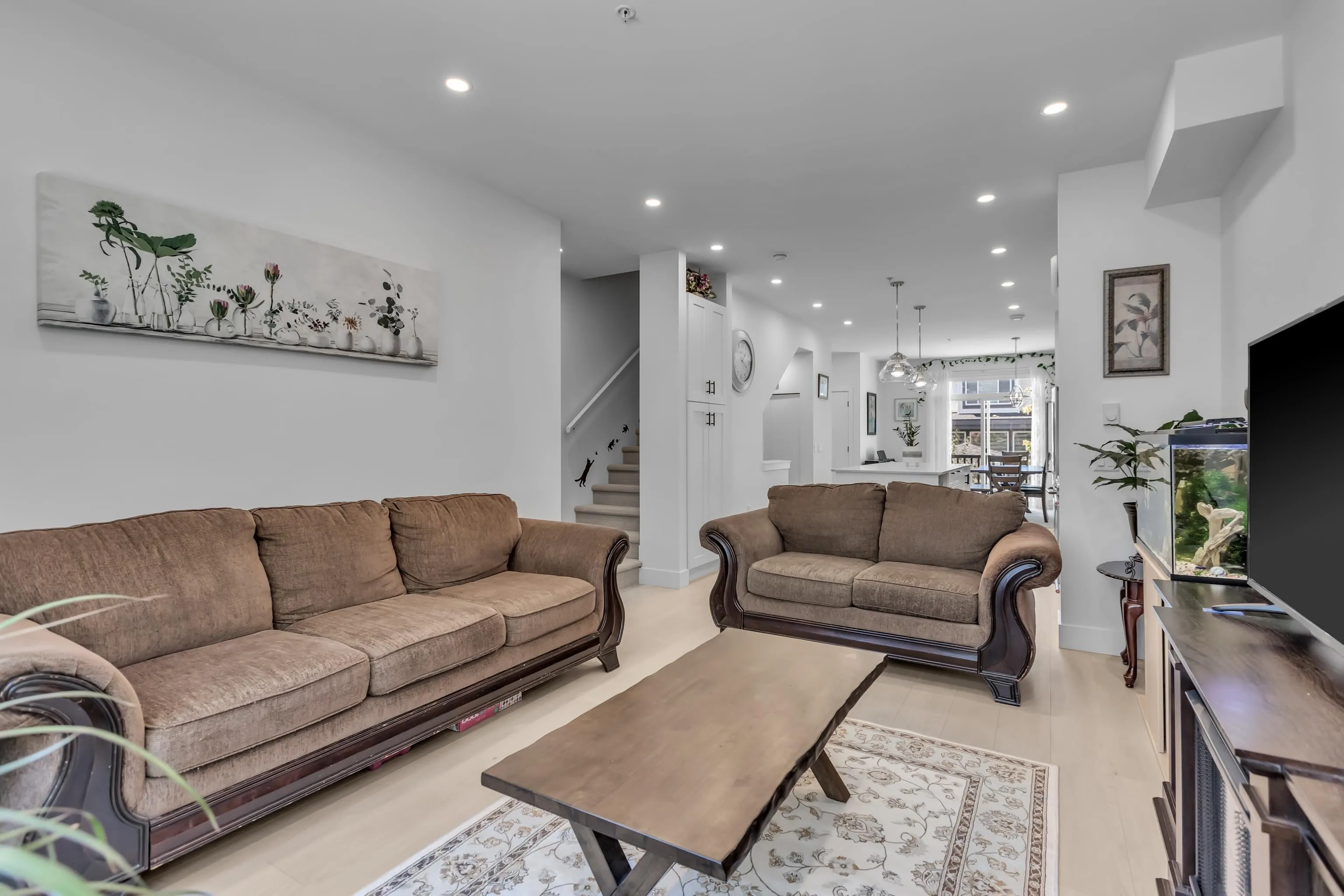 12 24021 110 Avenue