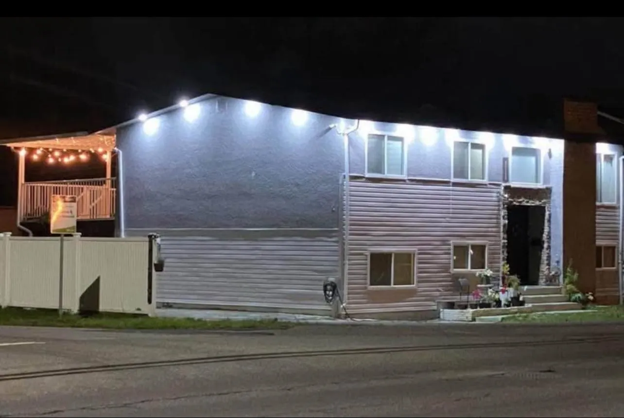 12472 100 Avenue