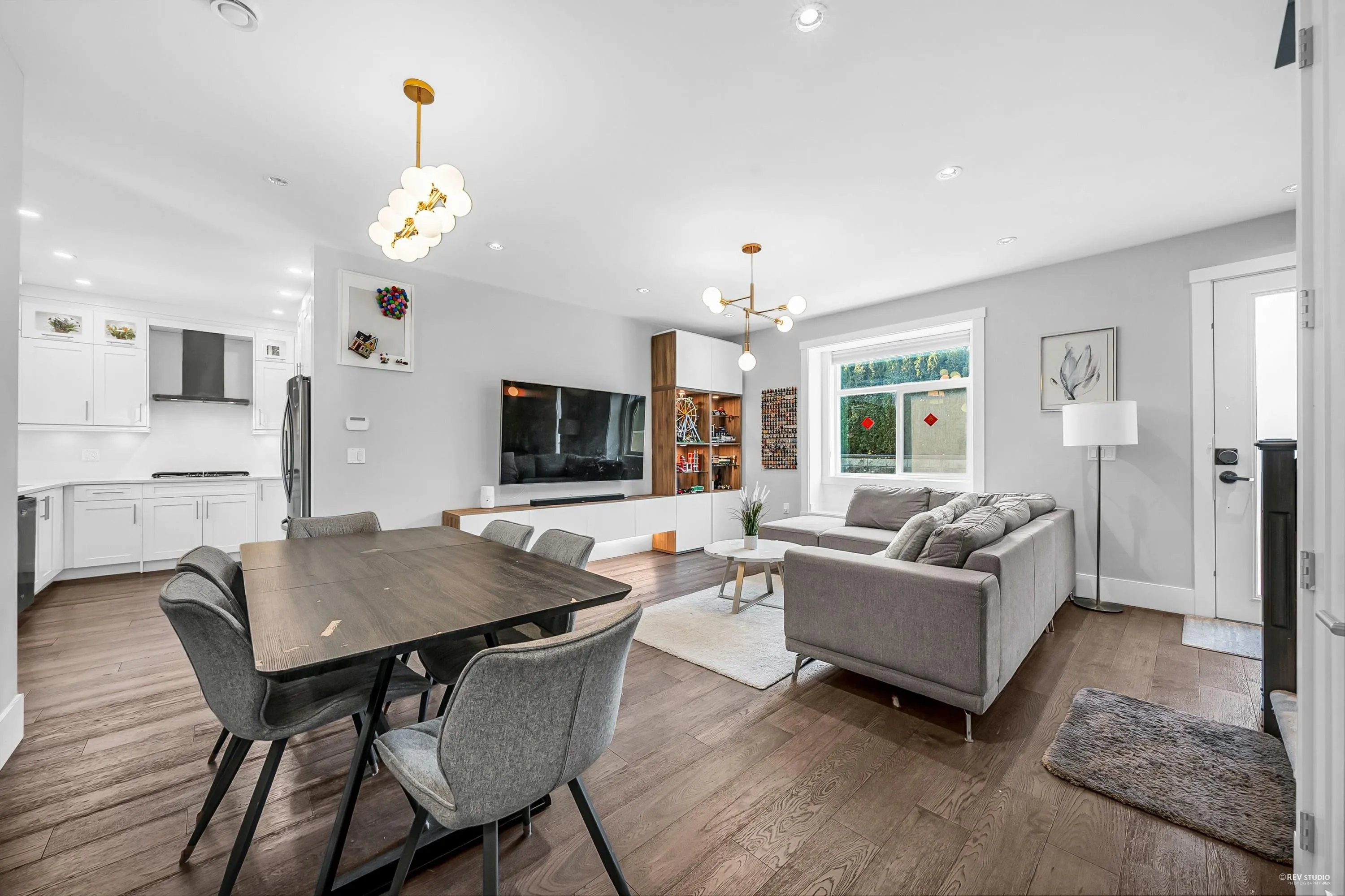 5488 Canada Way