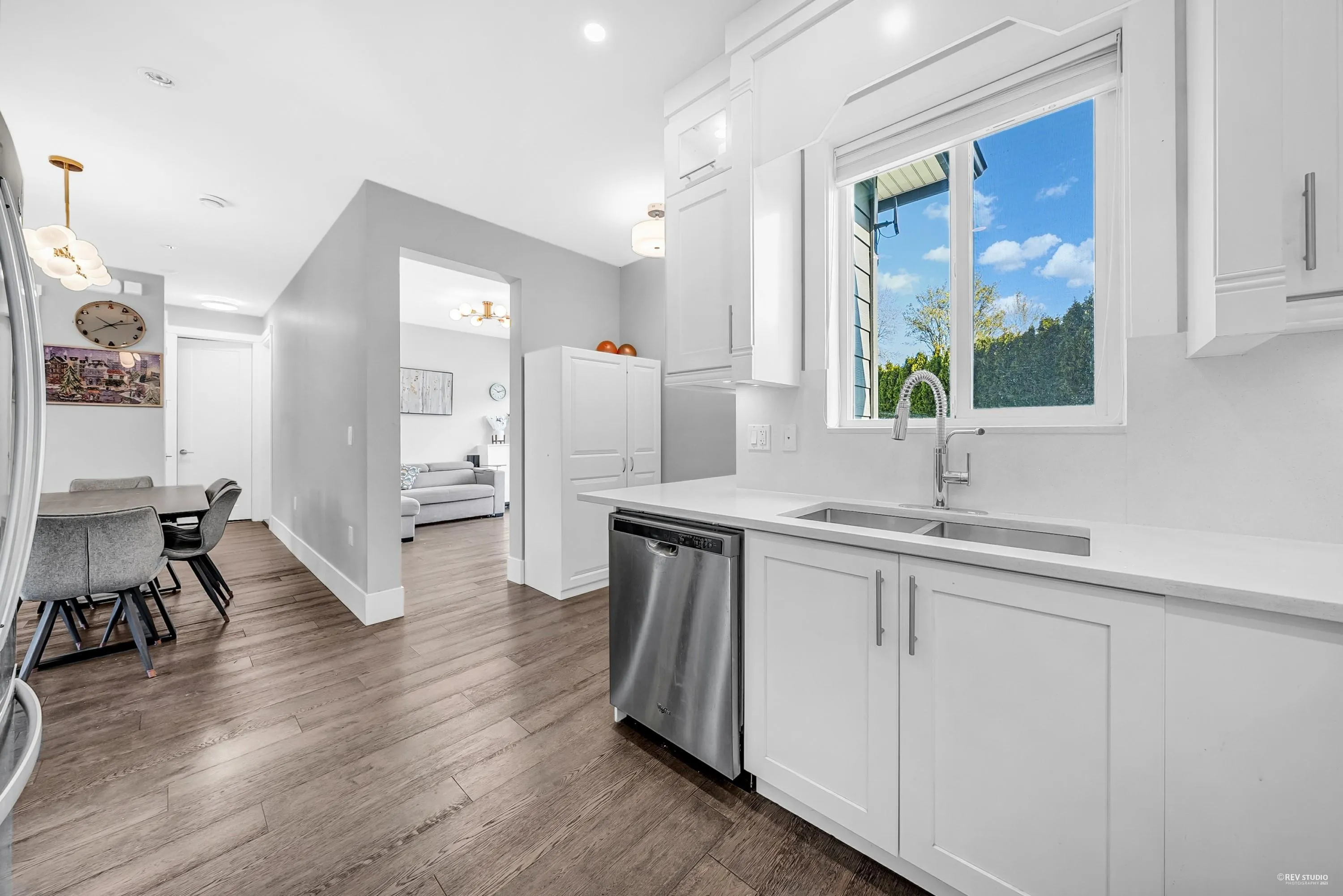 5488 Canada Way