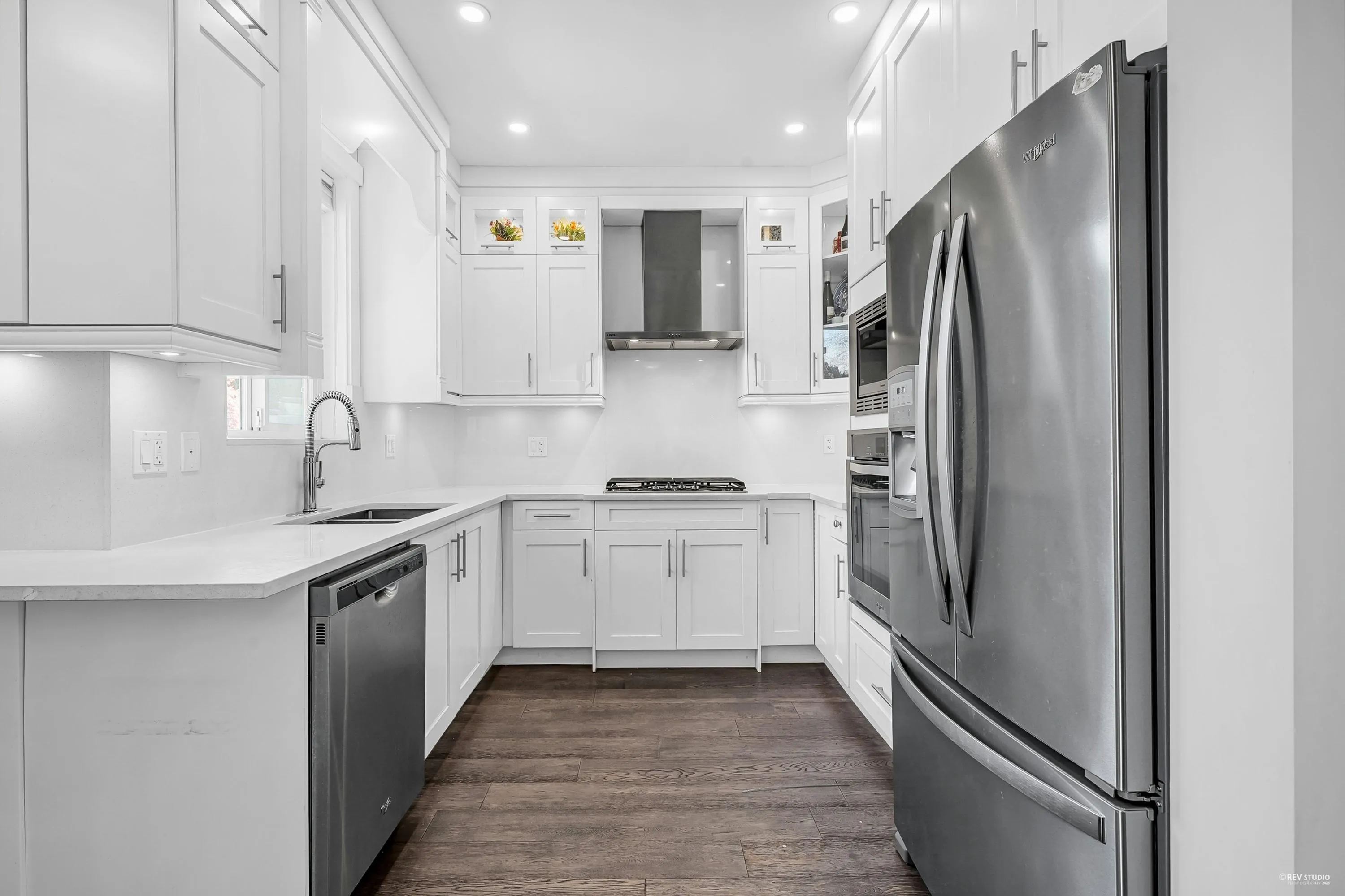 5488 Canada Way