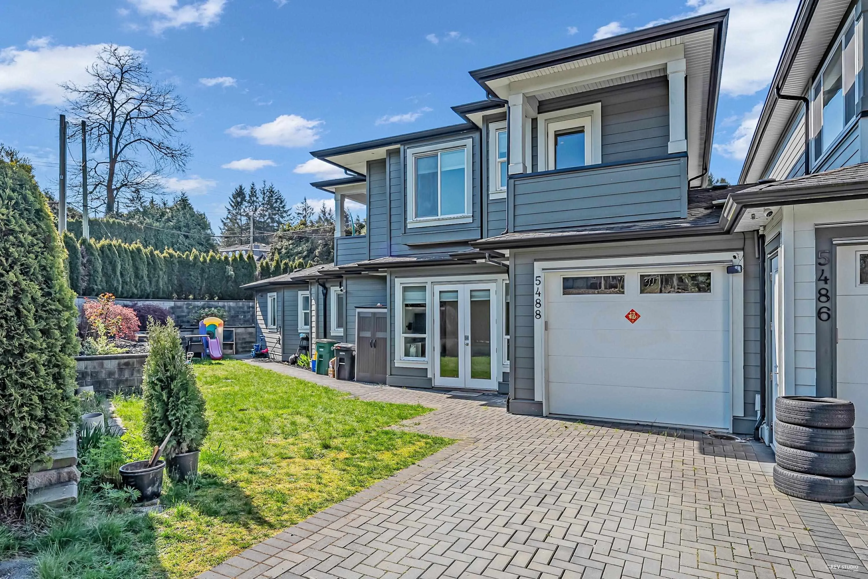 5488 Canada Way