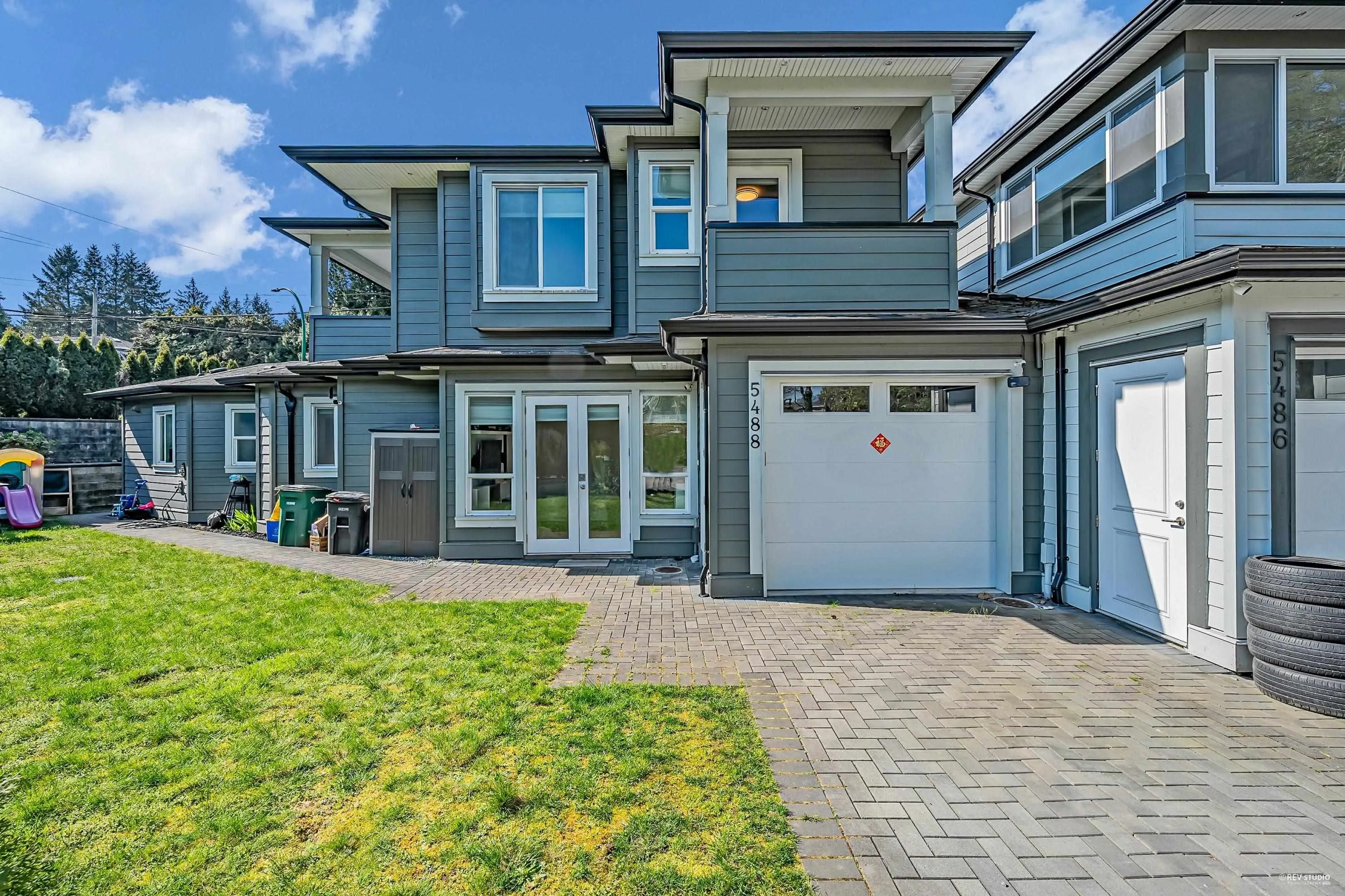 5488 Canada Way