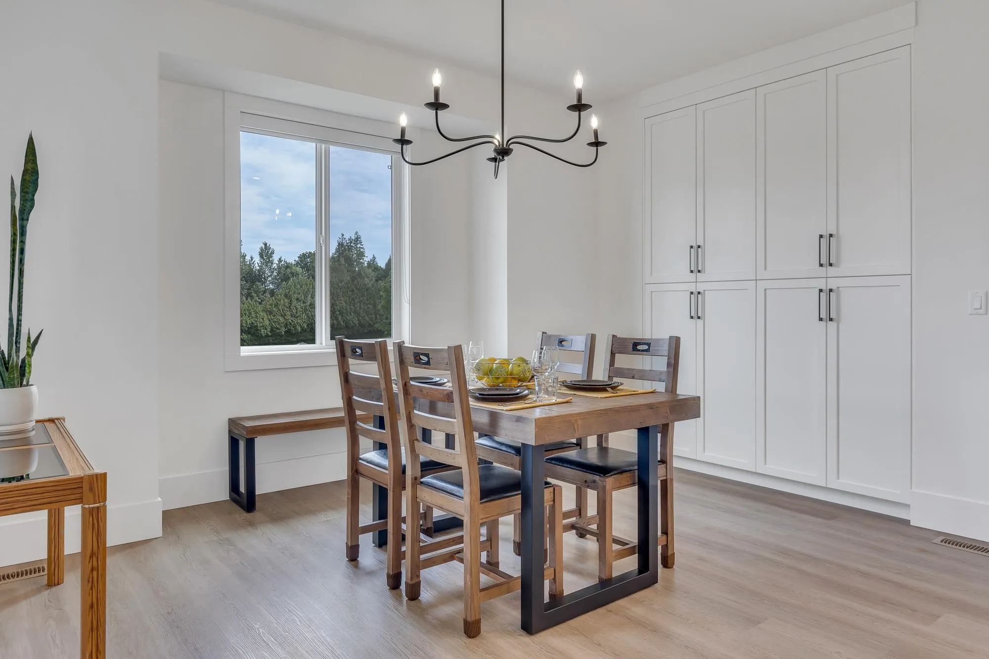 17 50778 Ledgestone Place